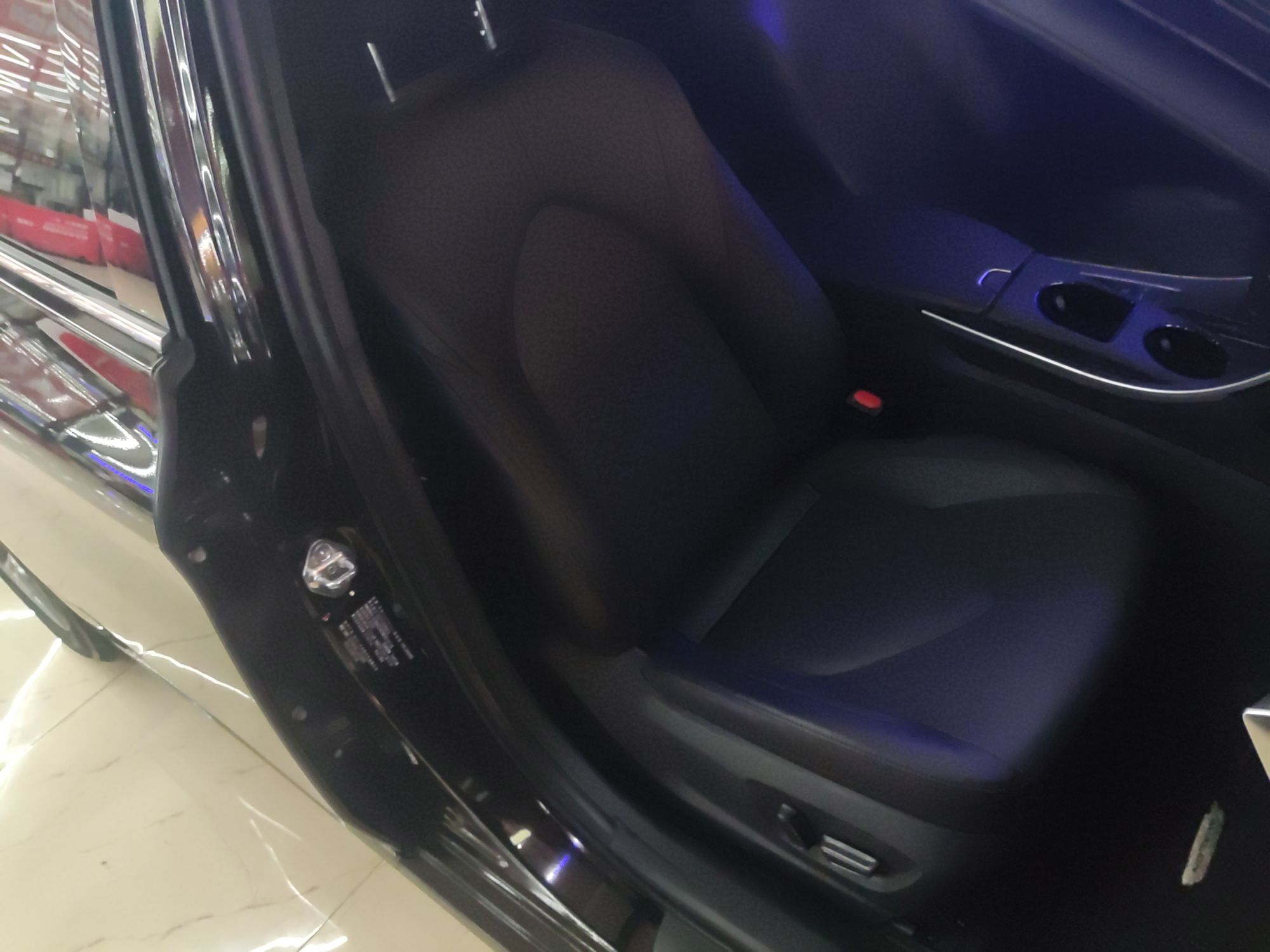 丰田 亚洲龙 2019款 双擎 2.5L 豪华版 国VI