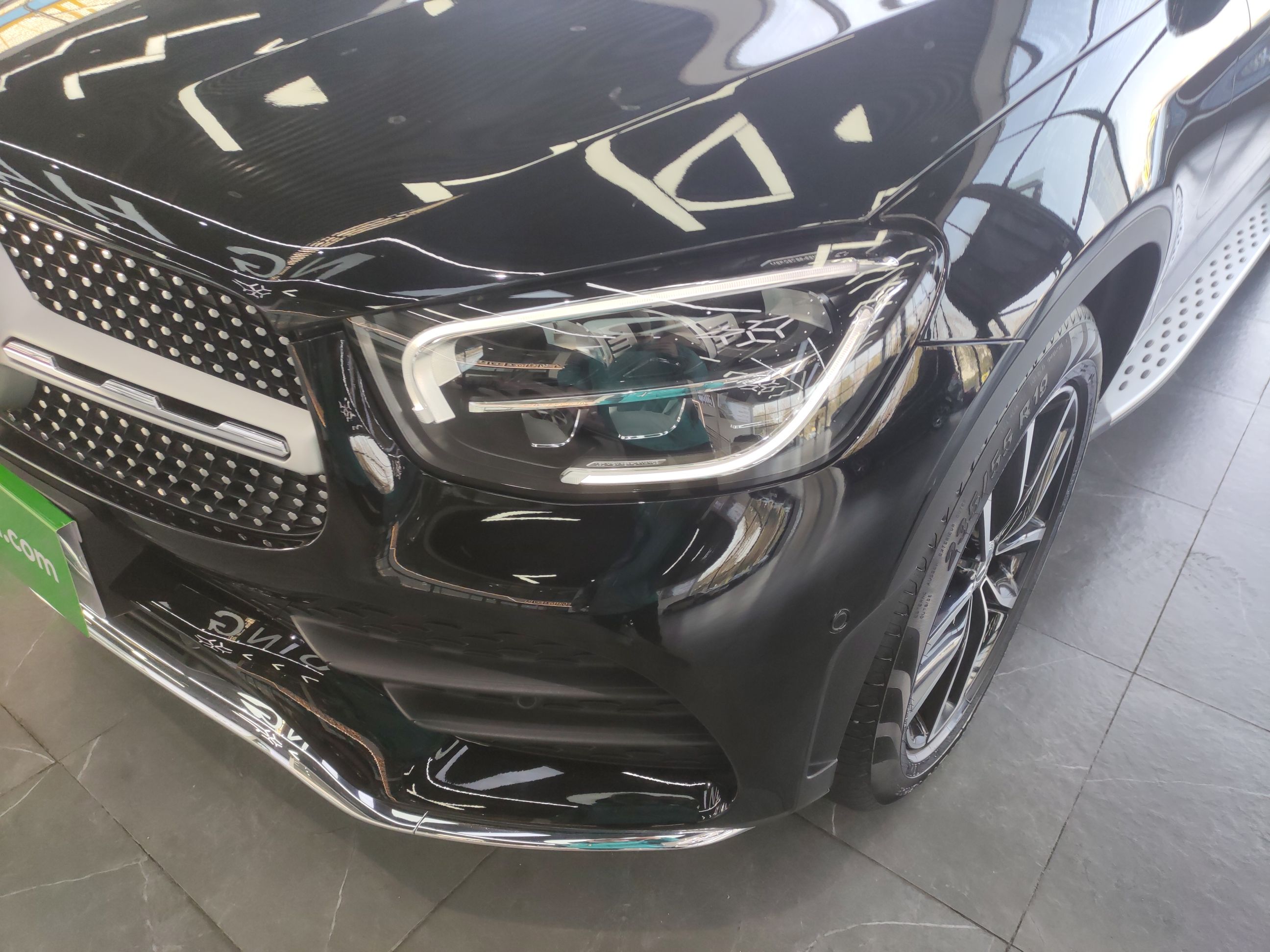 奔驰GLC级 2022款 改款 GLC 300 L 4MATIC 动感型