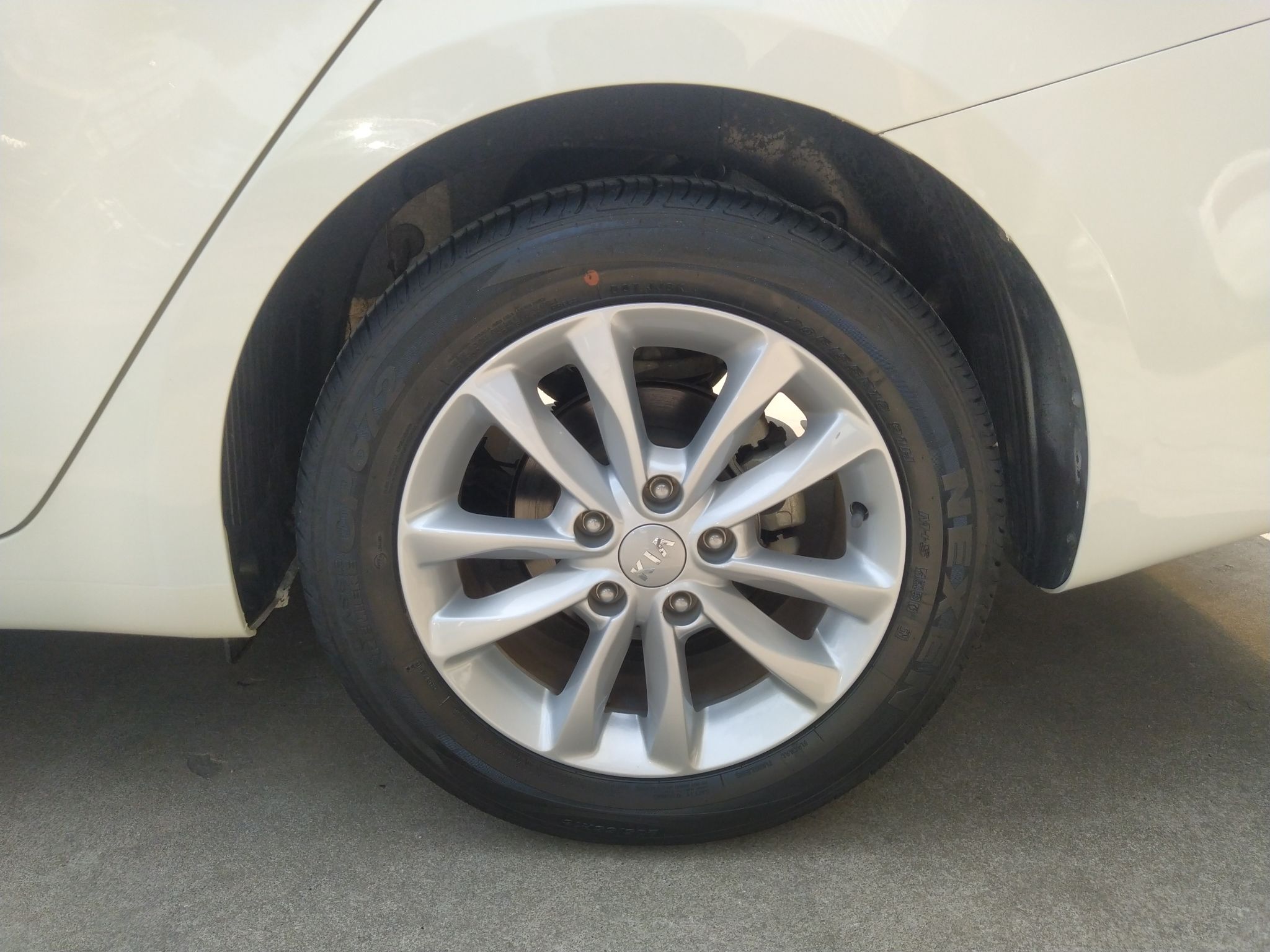 起亚K3 2016款 1.6L 自动天窗版