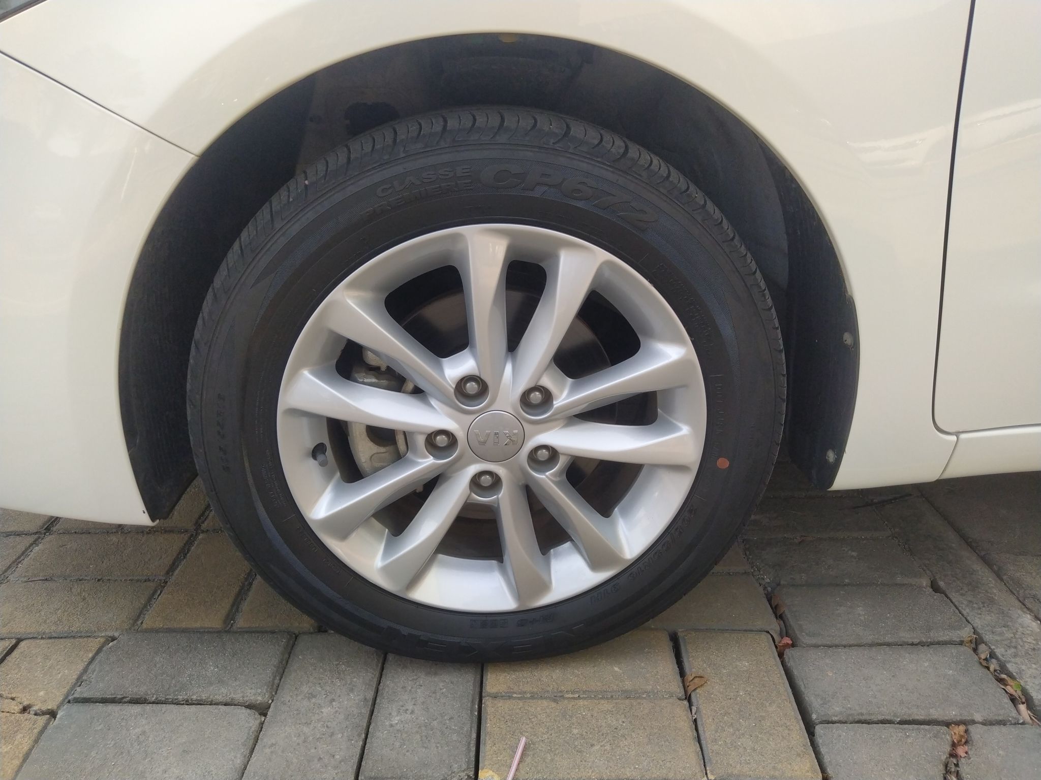 起亚K3 2016款 1.6L 自动天窗版