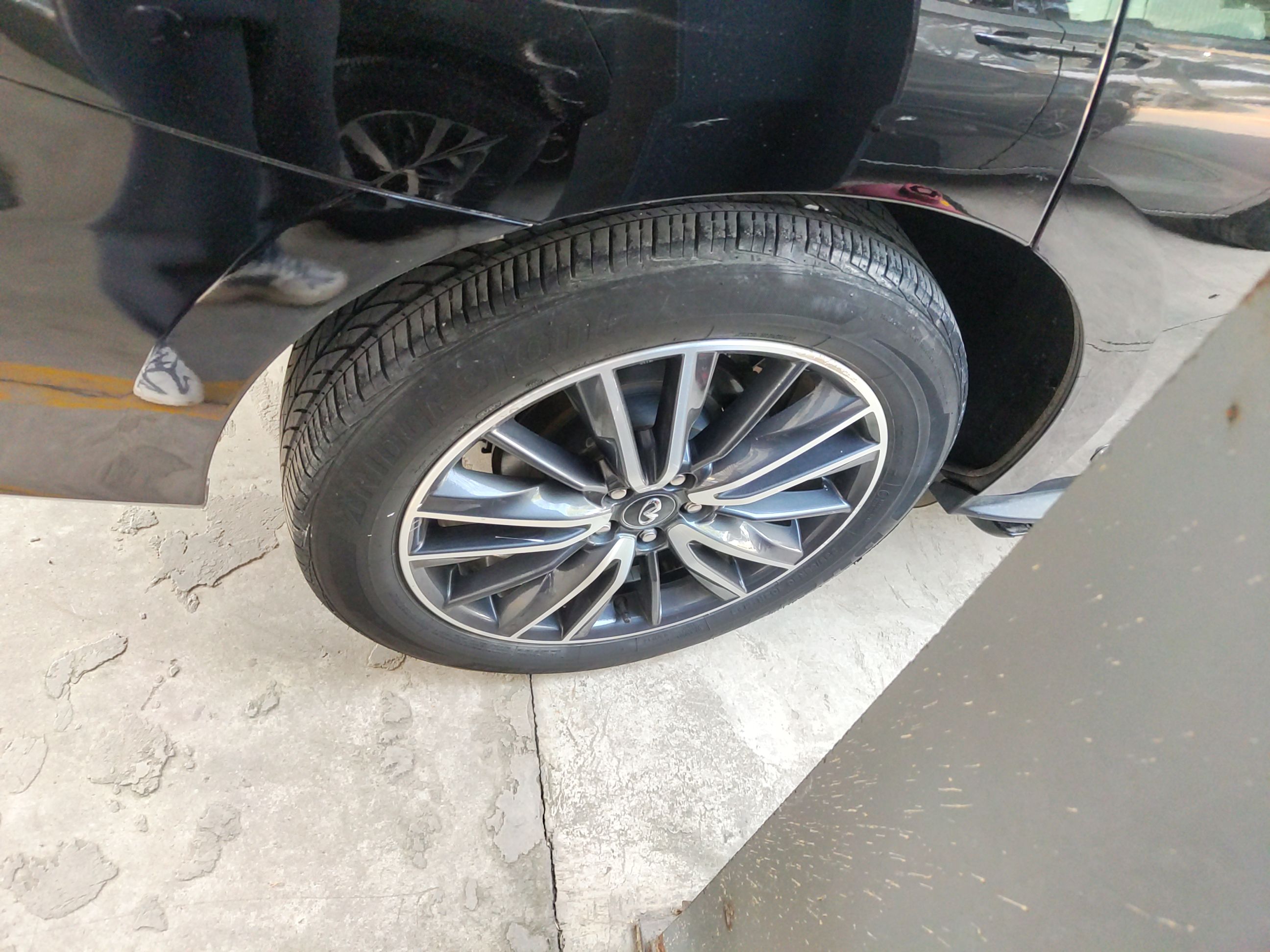 英菲尼迪QX60 2018款 2.5T Hybrid 两驱卓越版 国VI(进口)