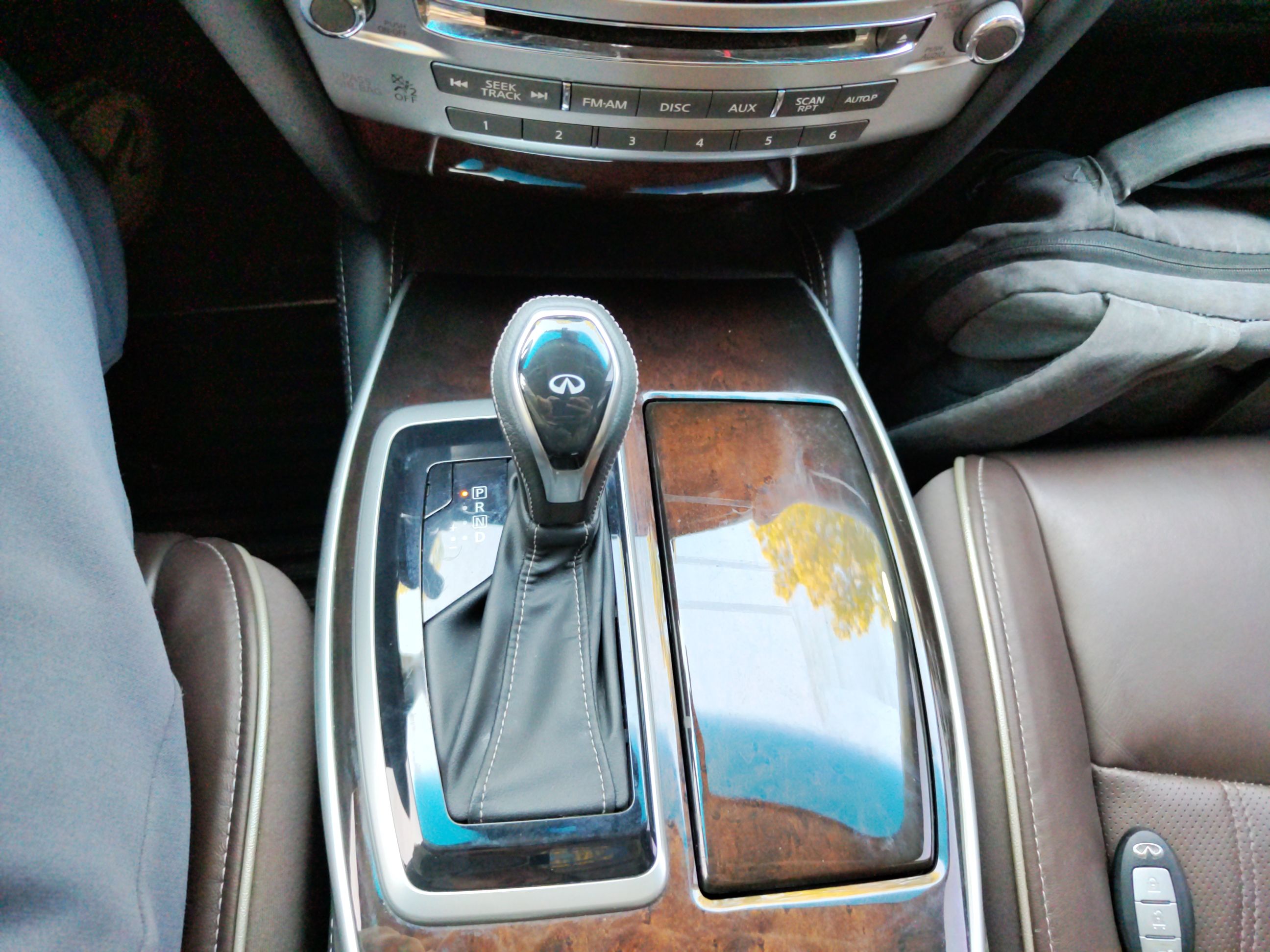 英菲尼迪QX60 2018款 2.5T Hybrid 两驱卓越版 国VI(进口)