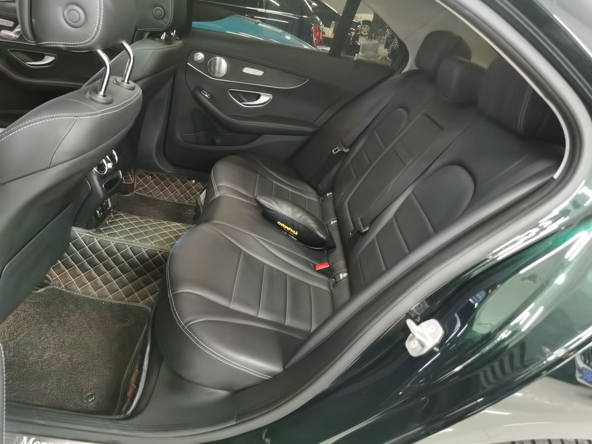 奔驰C级 2021款 C 260 L 运动星耀臻藏版