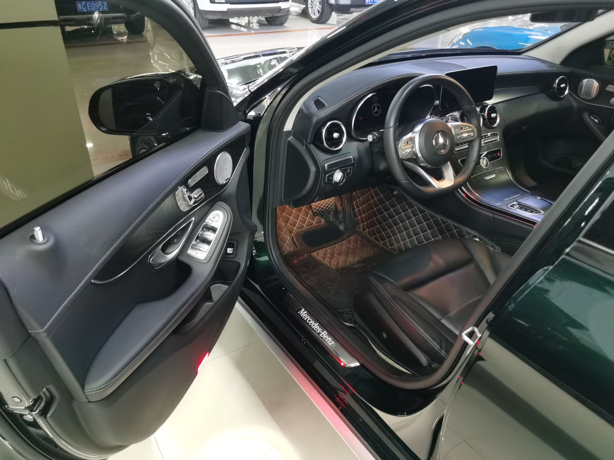 奔驰C级 2021款 C 260 L 运动星耀臻藏版