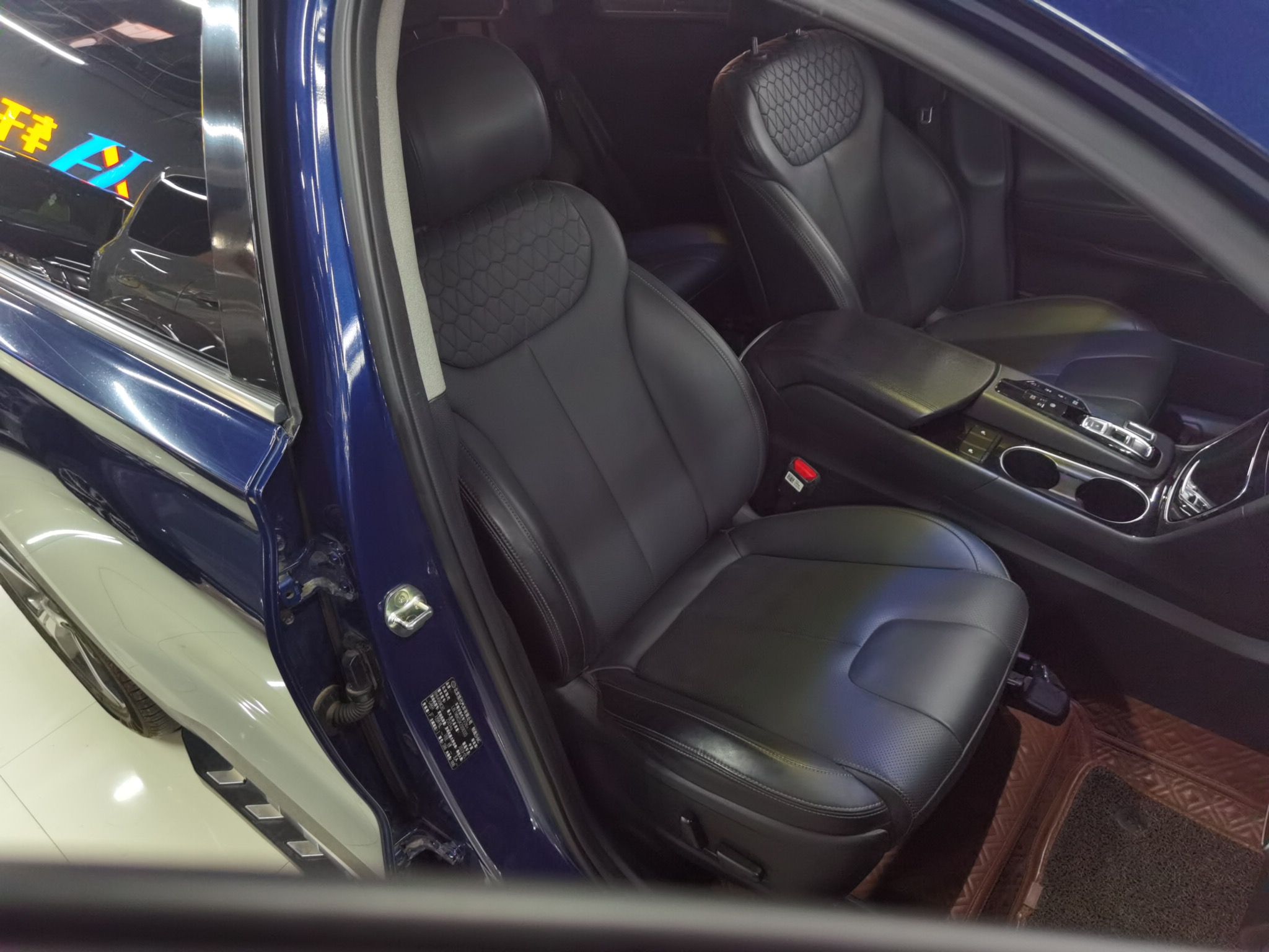 现代 全新胜达 2019款 380 TGDi DLX 自动四驱智尊PLUS（HTRAC）国VI