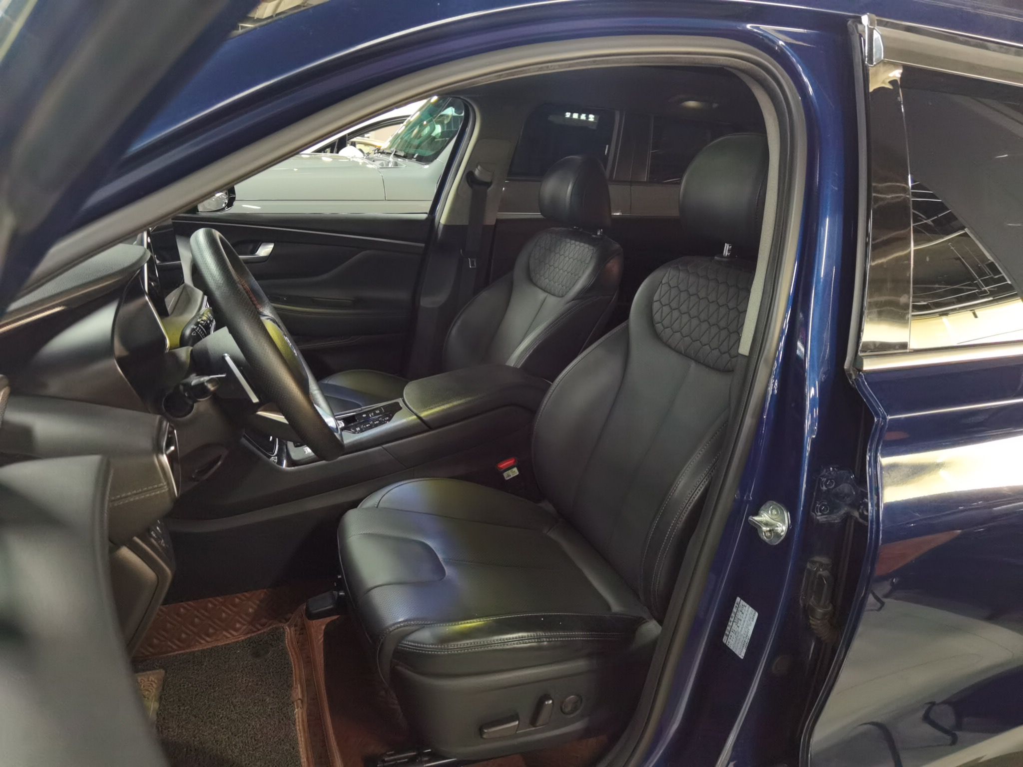 现代 全新胜达 2019款 380 TGDi DLX 自动四驱智尊PLUS（HTRAC）国VI