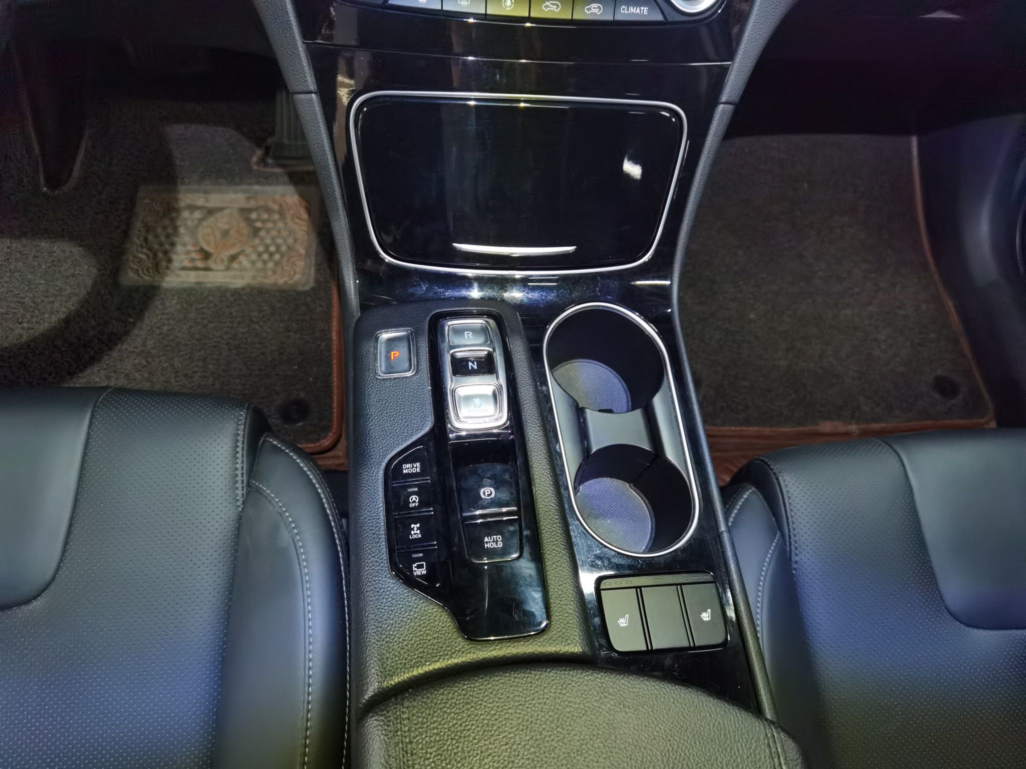 现代 全新胜达 2019款 380 TGDi DLX 自动四驱智尊PLUS（HTRAC）国VI