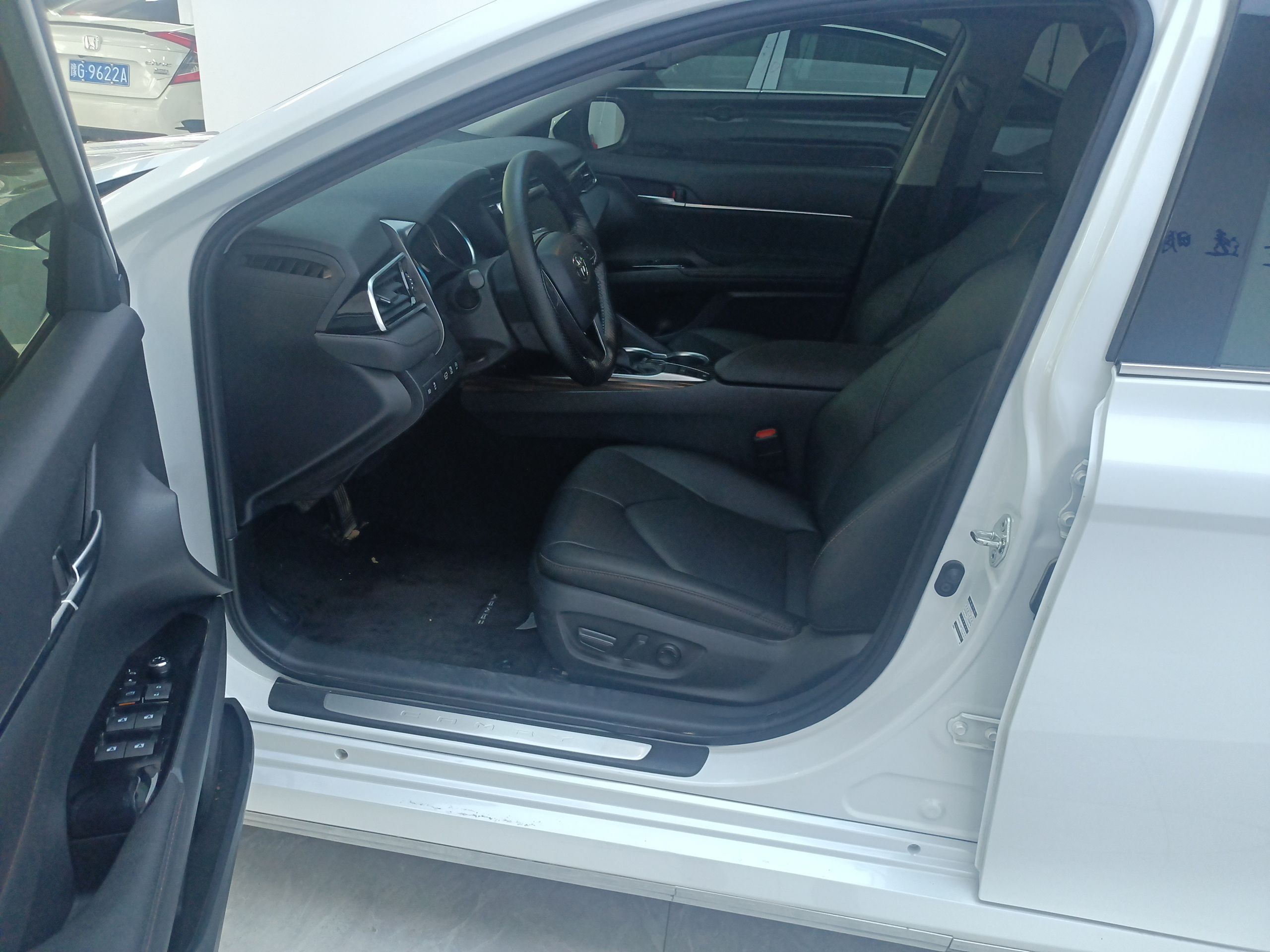 丰田 凯美瑞 2019款 2.0G 豪华版 国VI