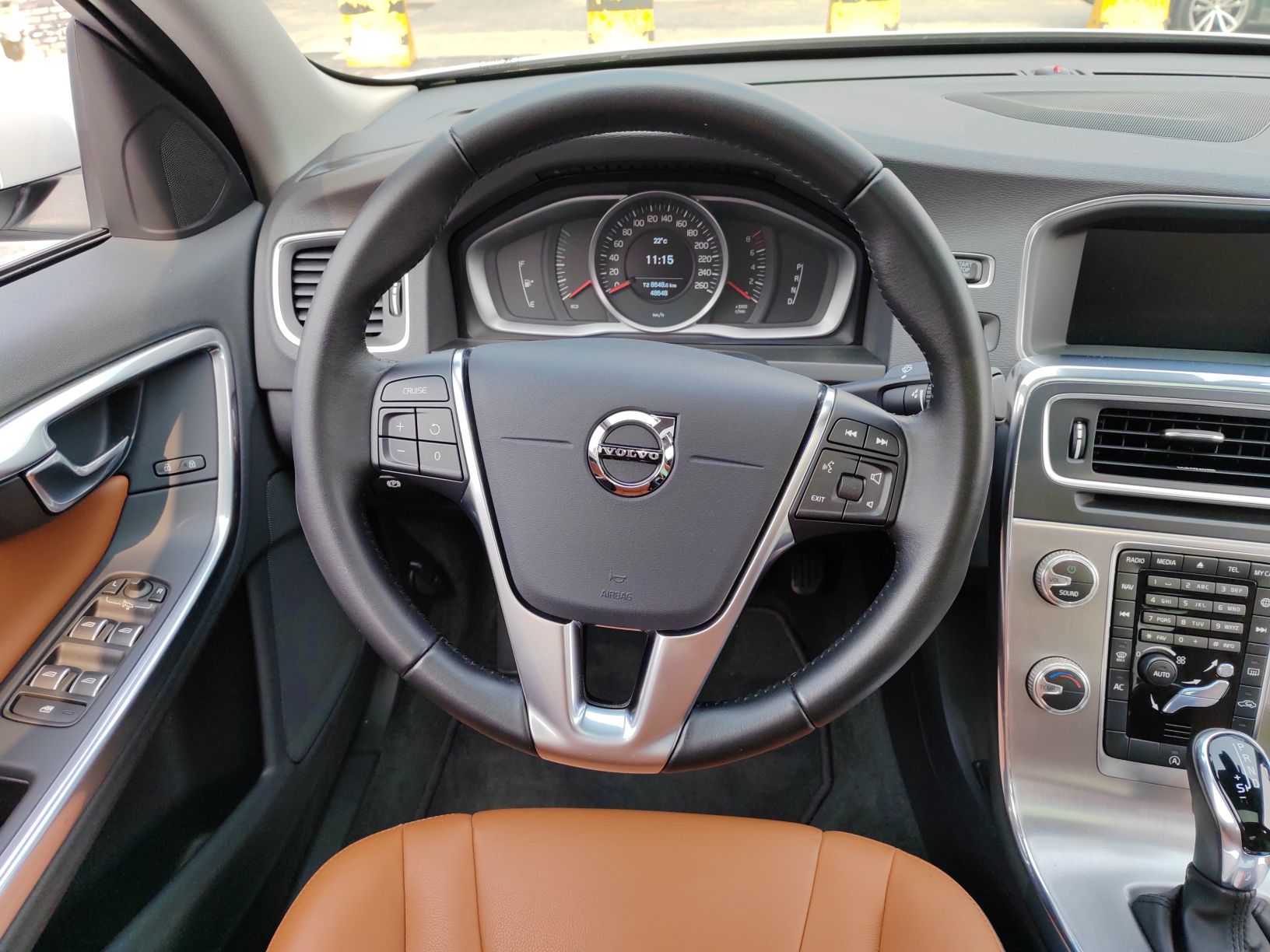 沃尔沃S60L 2019款 S60L 改款 T5 智进进阶版