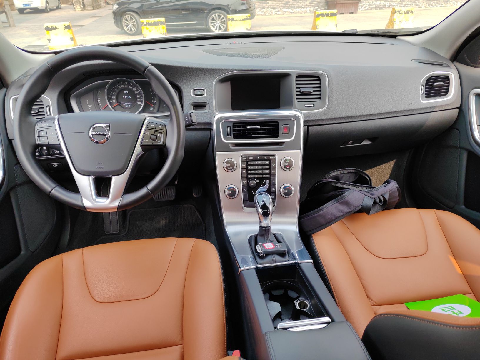 沃尔沃S60L 2019款 S60L 改款 T5 智进进阶版