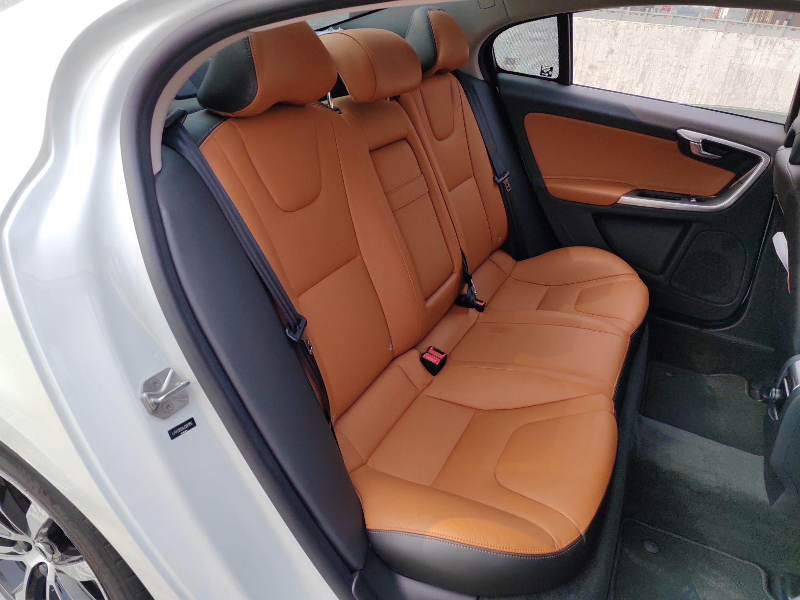 沃尔沃S60L 2019款 S60L 改款 T5 智进进阶版