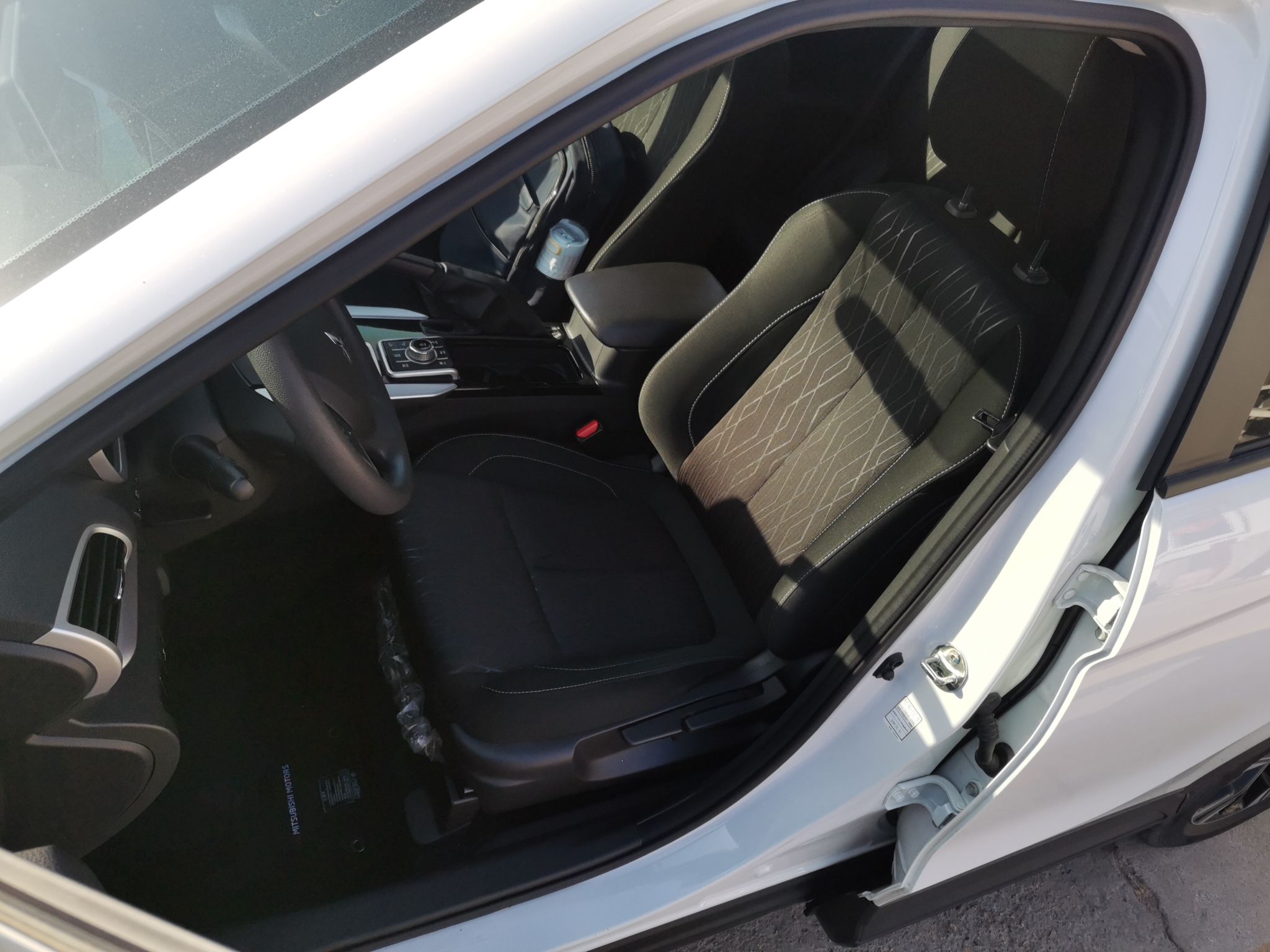 三菱 奕歌 2019款 1.5T CVT两驱无畏版 国VI