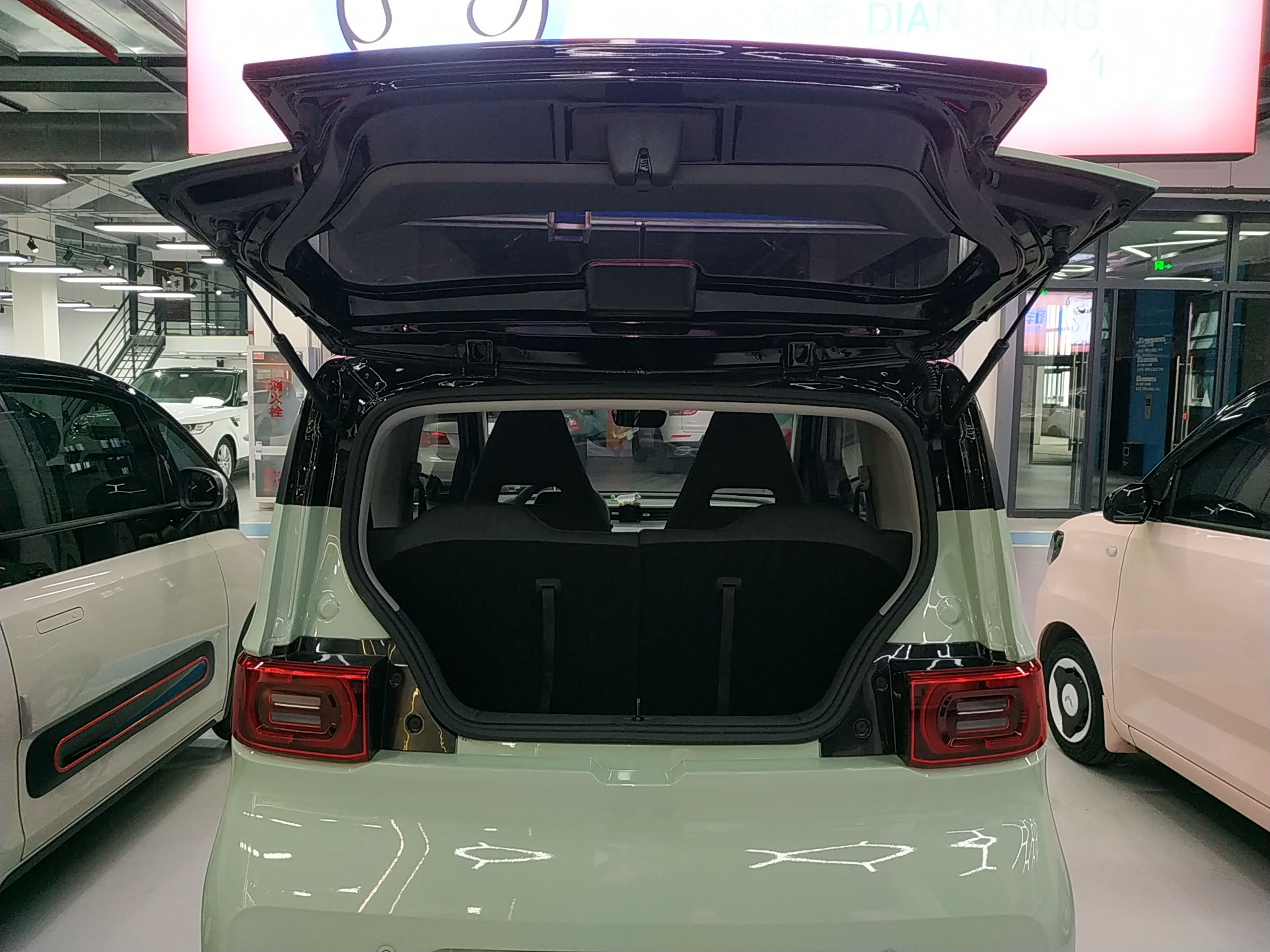 五菱汽车 宏光MINI EV 2022款 马卡龙臻享款 磷酸铁锂