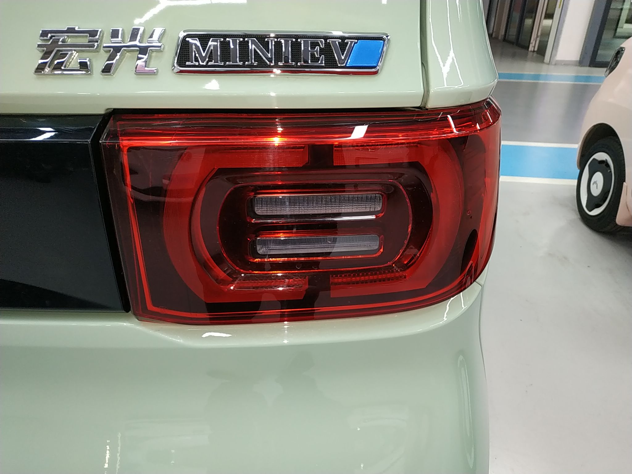 五菱汽车 宏光MINI EV 2022款 马卡龙臻享款 磷酸铁锂