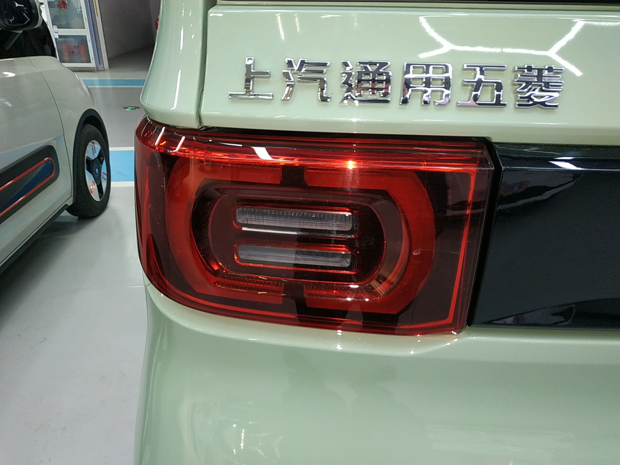 五菱汽车 宏光MINI EV 2022款 马卡龙臻享款 磷酸铁锂