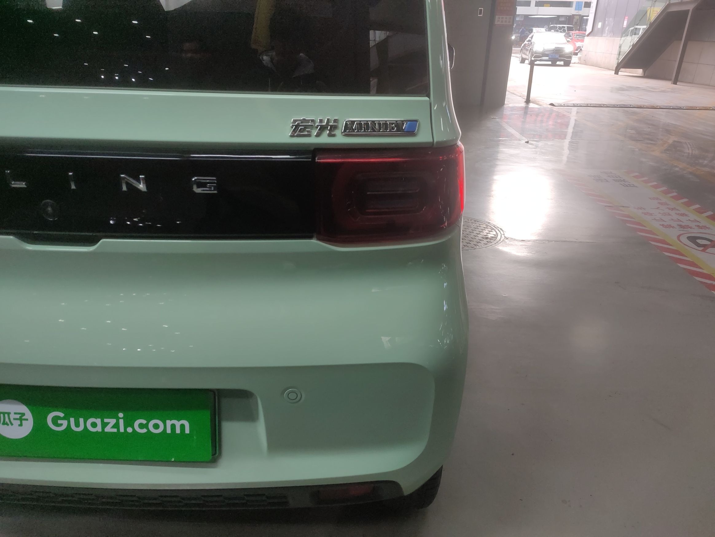 五菱汽车 宏光MINI EV 2022款 马卡龙时尚款 磷酸铁锂