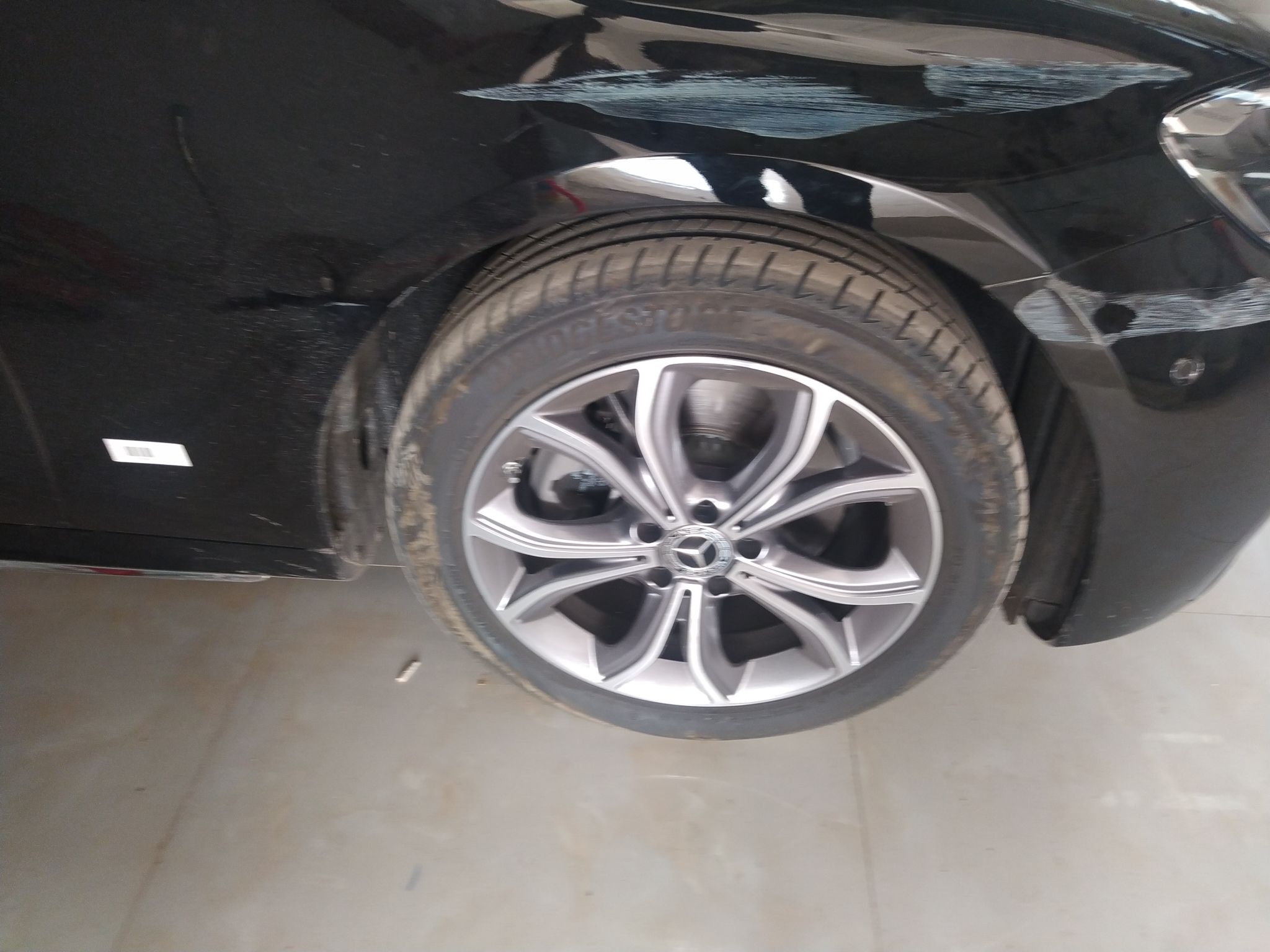 奔驰E级 2022款 改款三 E 300 L 运动豪华型