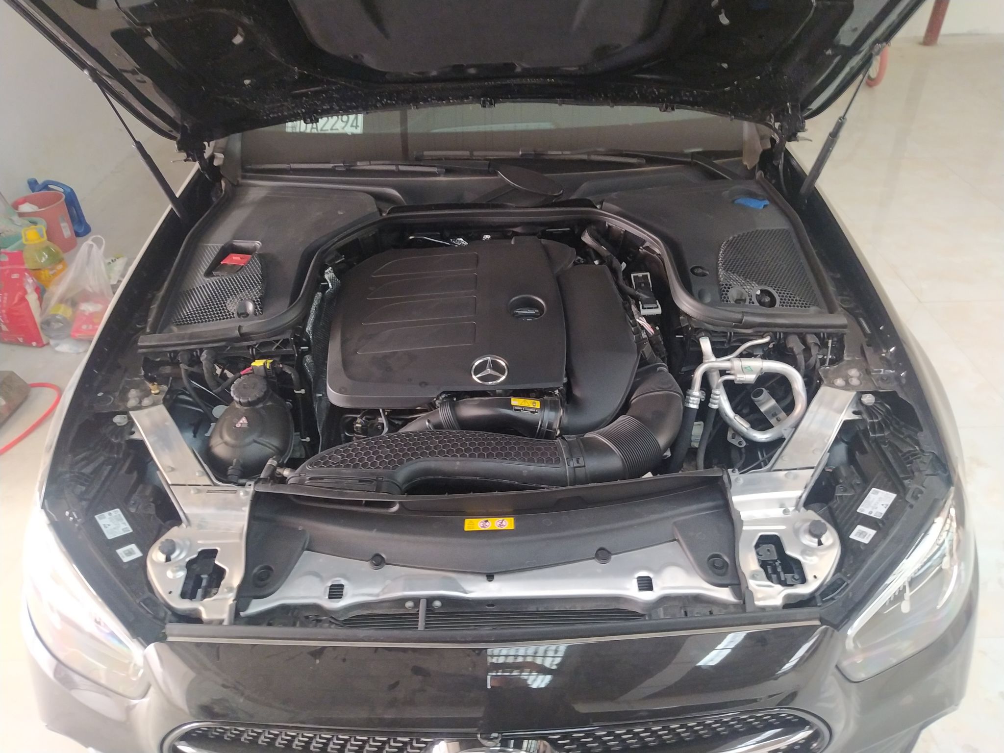 奔驰E级 2022款 改款三 E 300 L 运动豪华型