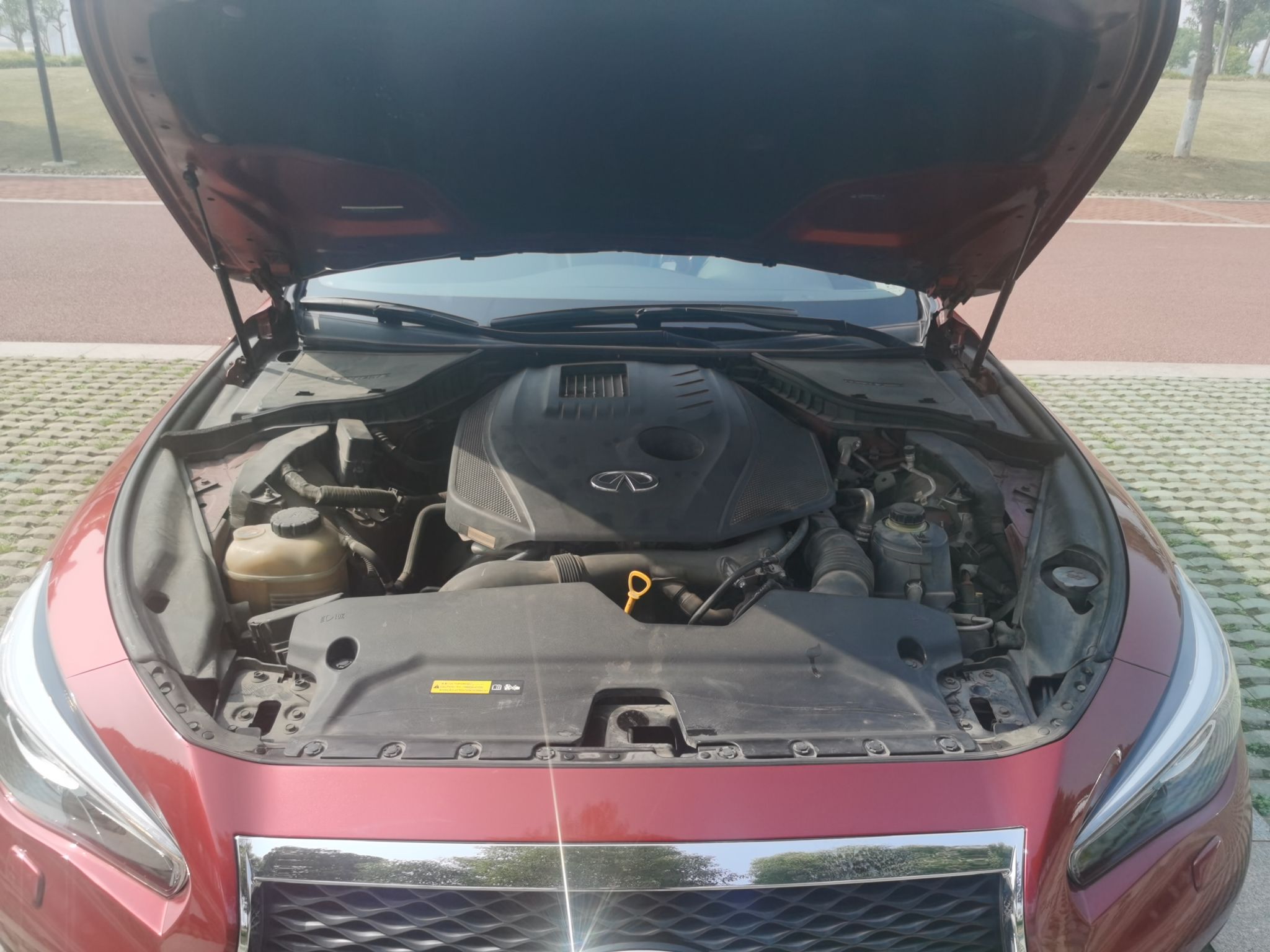 英菲尼迪Q50L 2015款 2.0T 悦享版
