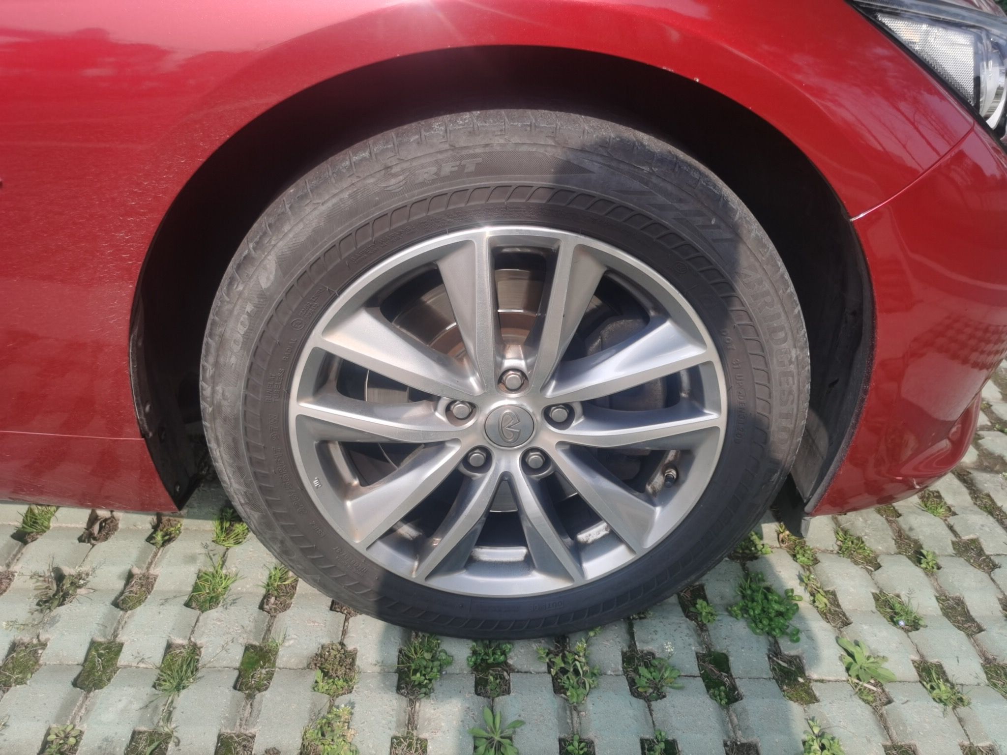 英菲尼迪Q50L 2015款 2.0T 悦享版