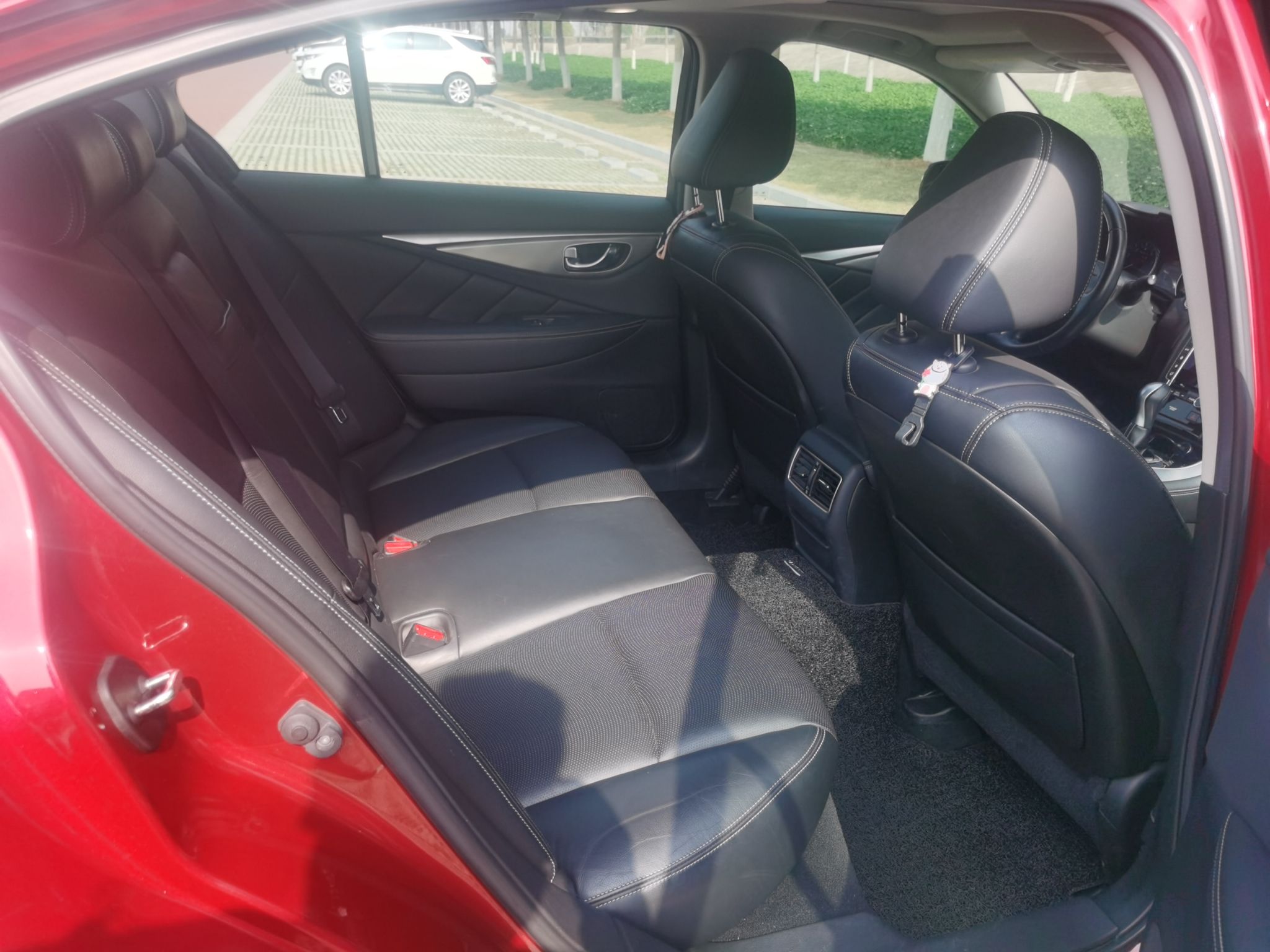 英菲尼迪Q50L 2015款 2.0T 悦享版