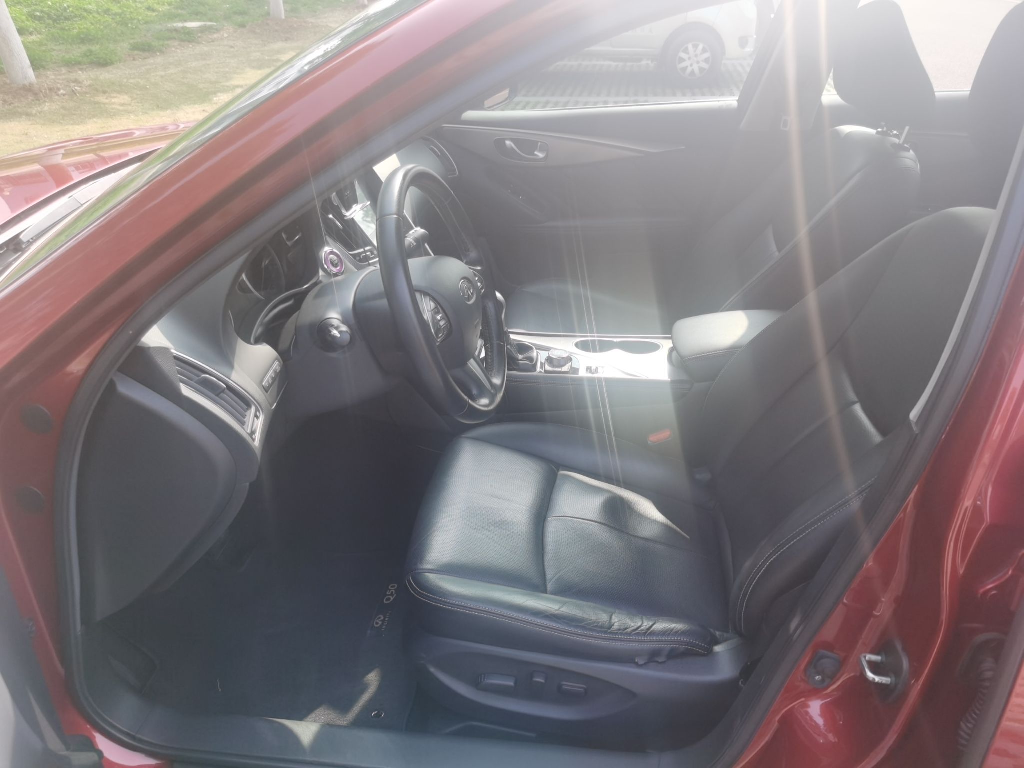 英菲尼迪Q50L 2015款 2.0T 悦享版