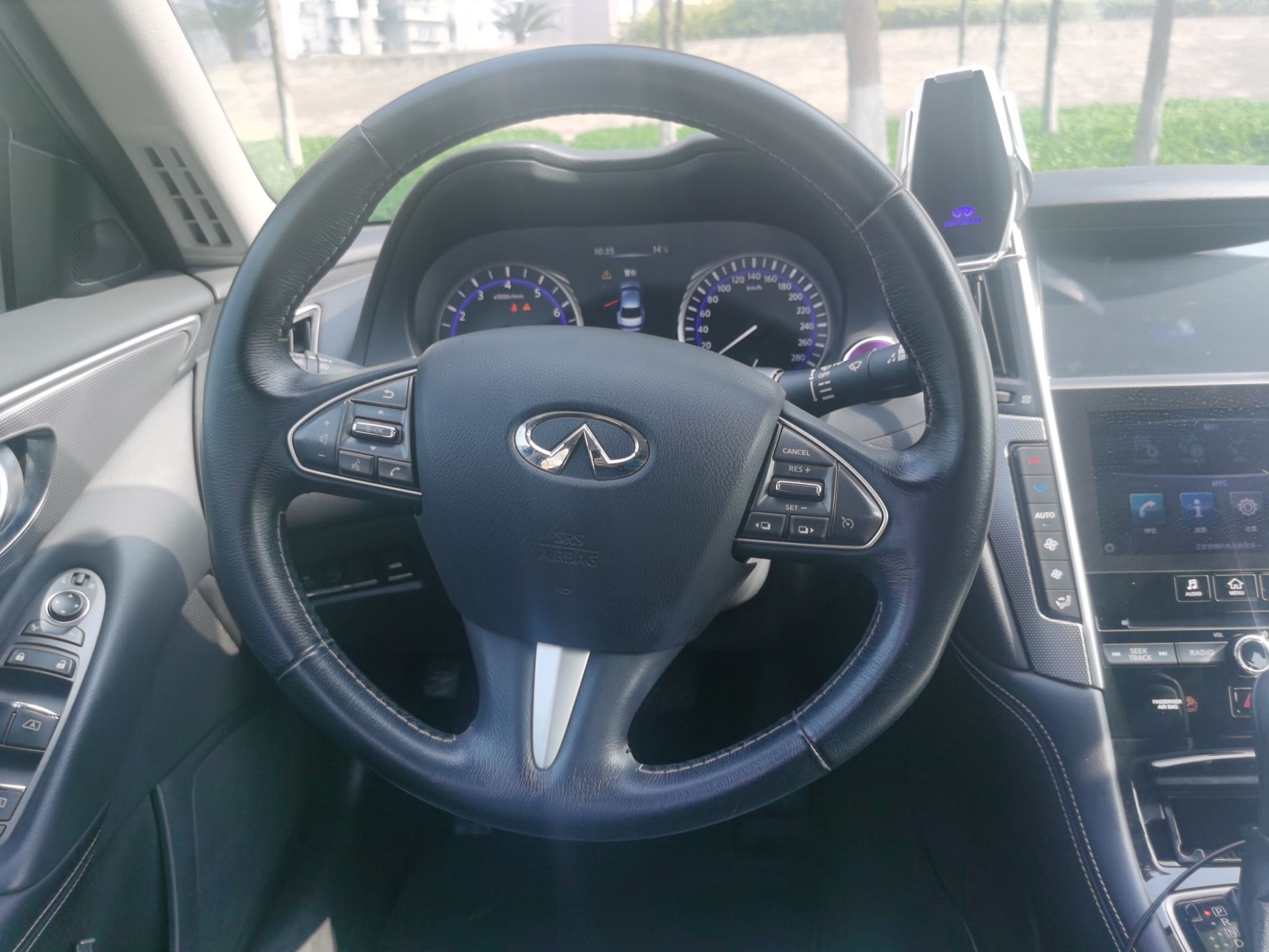 英菲尼迪Q50L 2015款 2.0T 悦享版