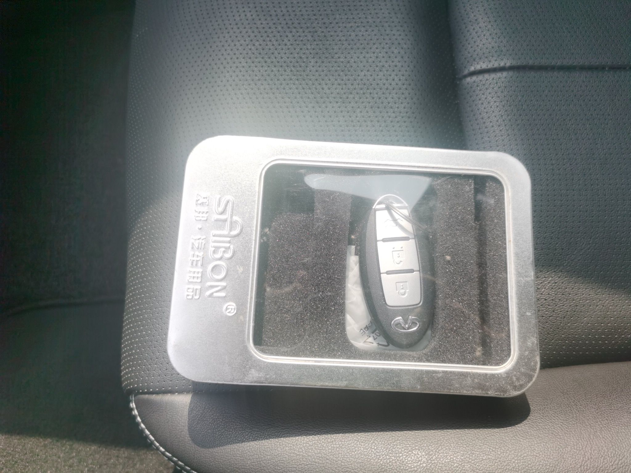 英菲尼迪Q50L 2015款 2.0T 悦享版