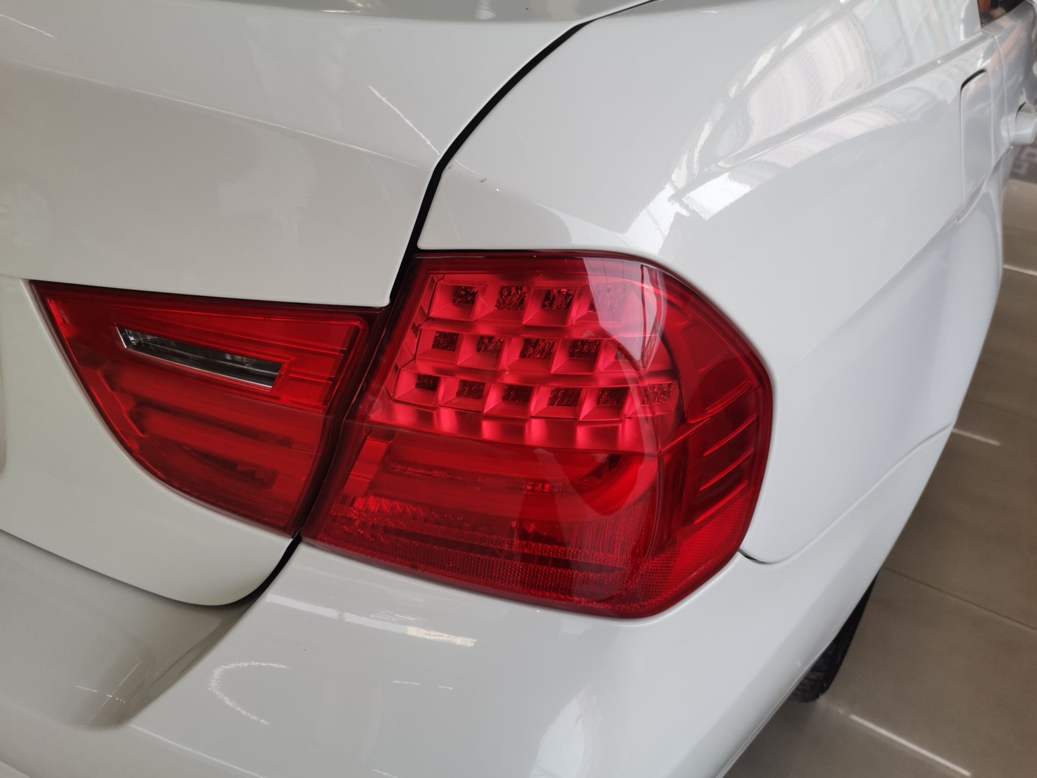 宝马3系 2011款 320i 时尚型