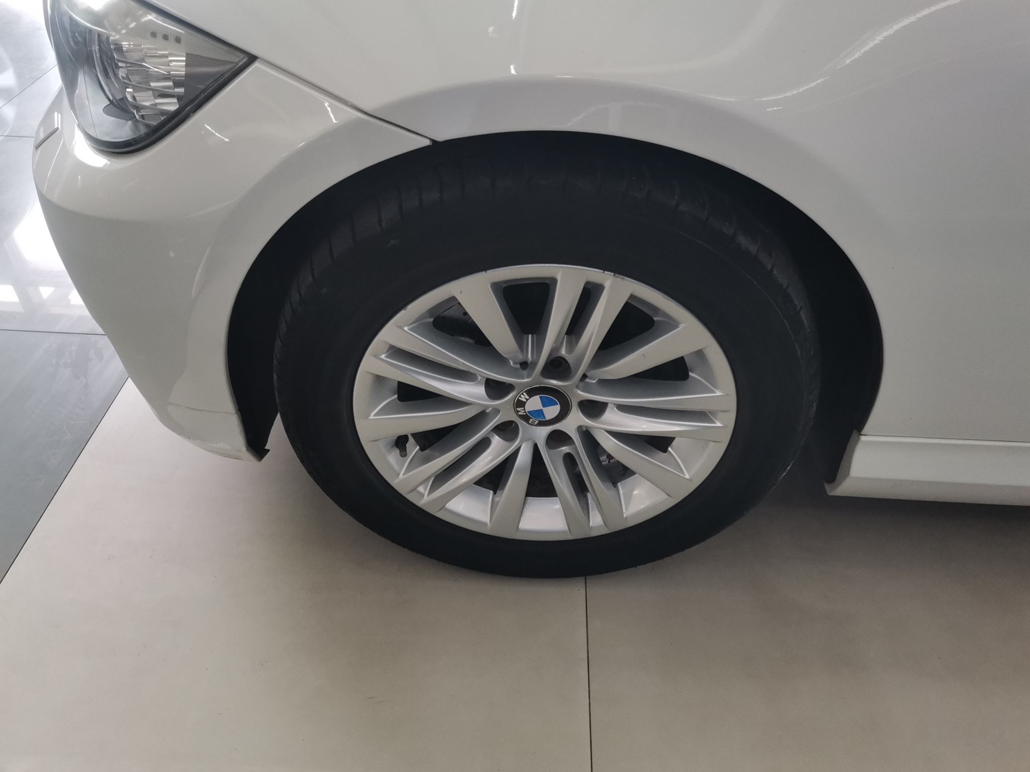 宝马3系 2011款 320i 时尚型