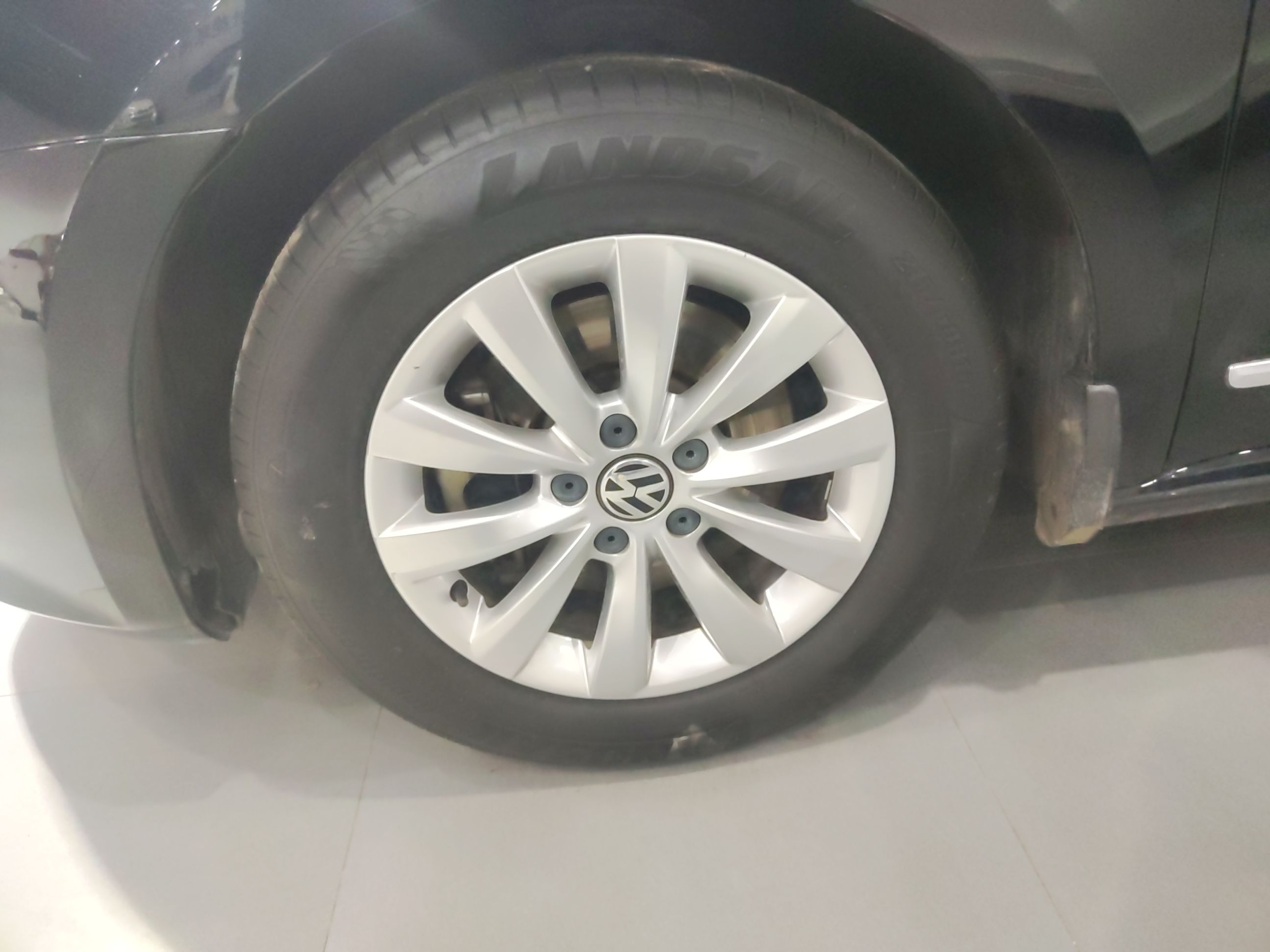 大众 帕萨特 2015款 1.8TSI DSG尊荣版