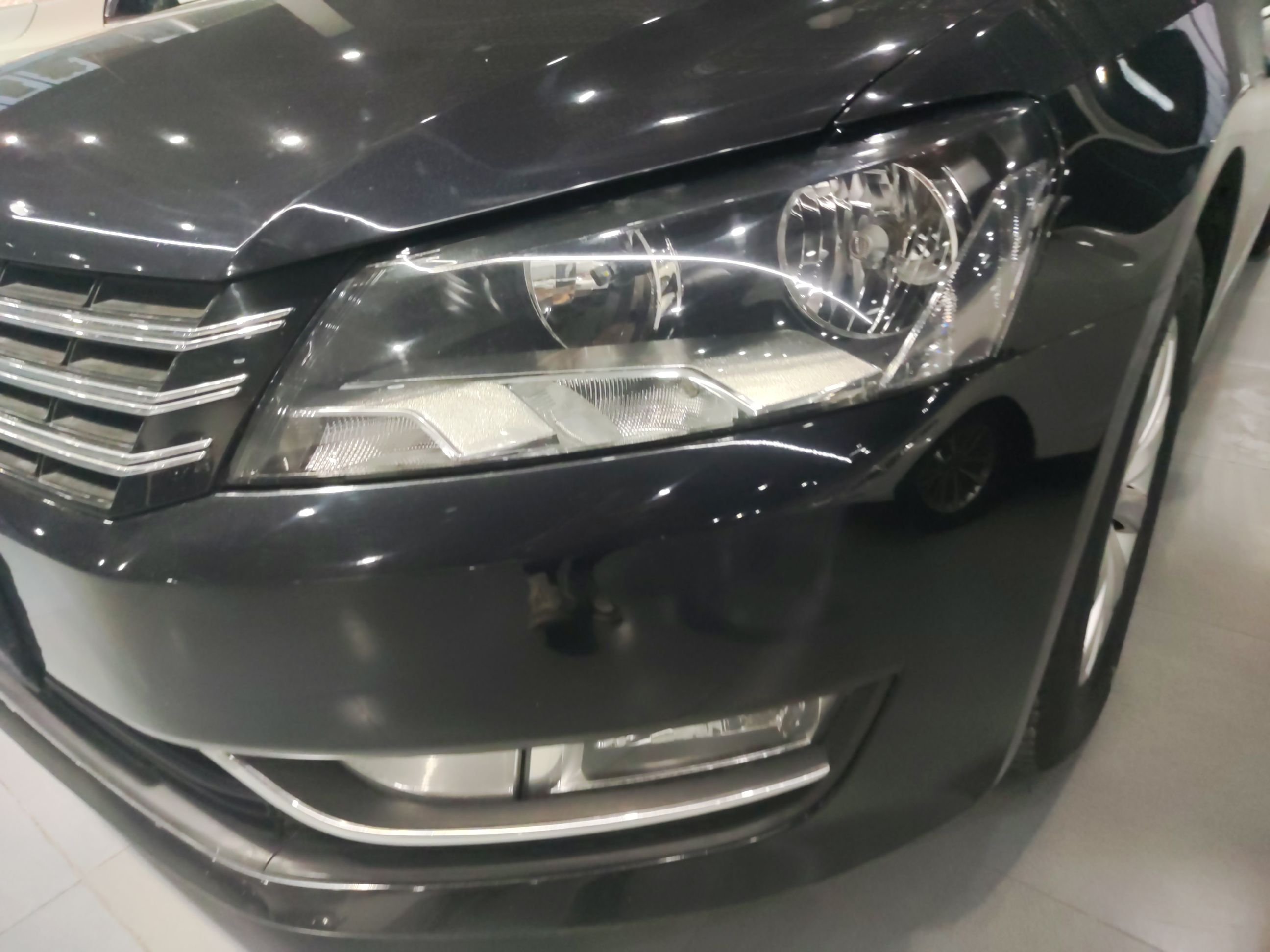 大众 帕萨特 2015款 1.8TSI DSG尊荣版