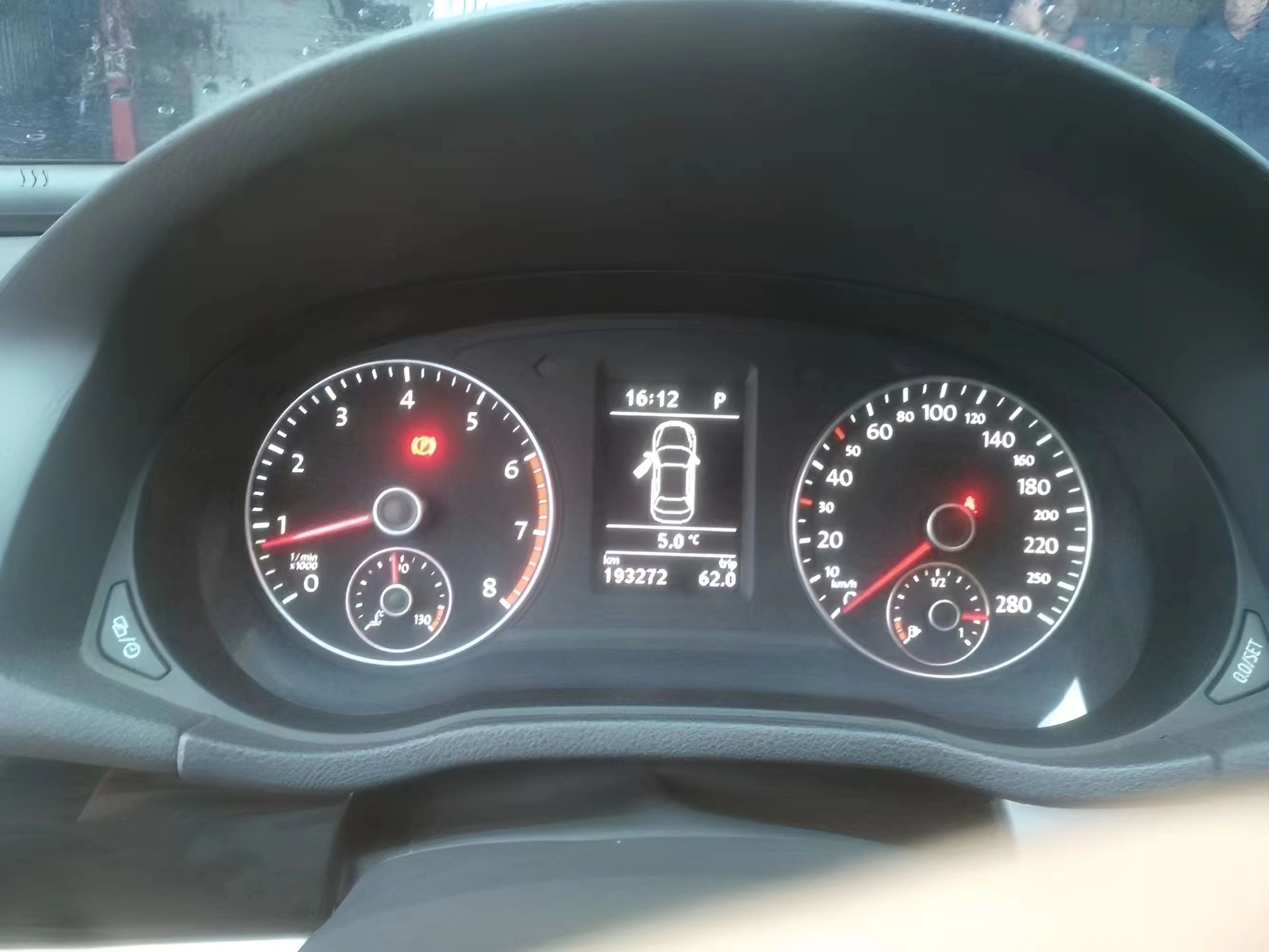 大众 帕萨特 2015款 1.8TSI DSG尊荣版