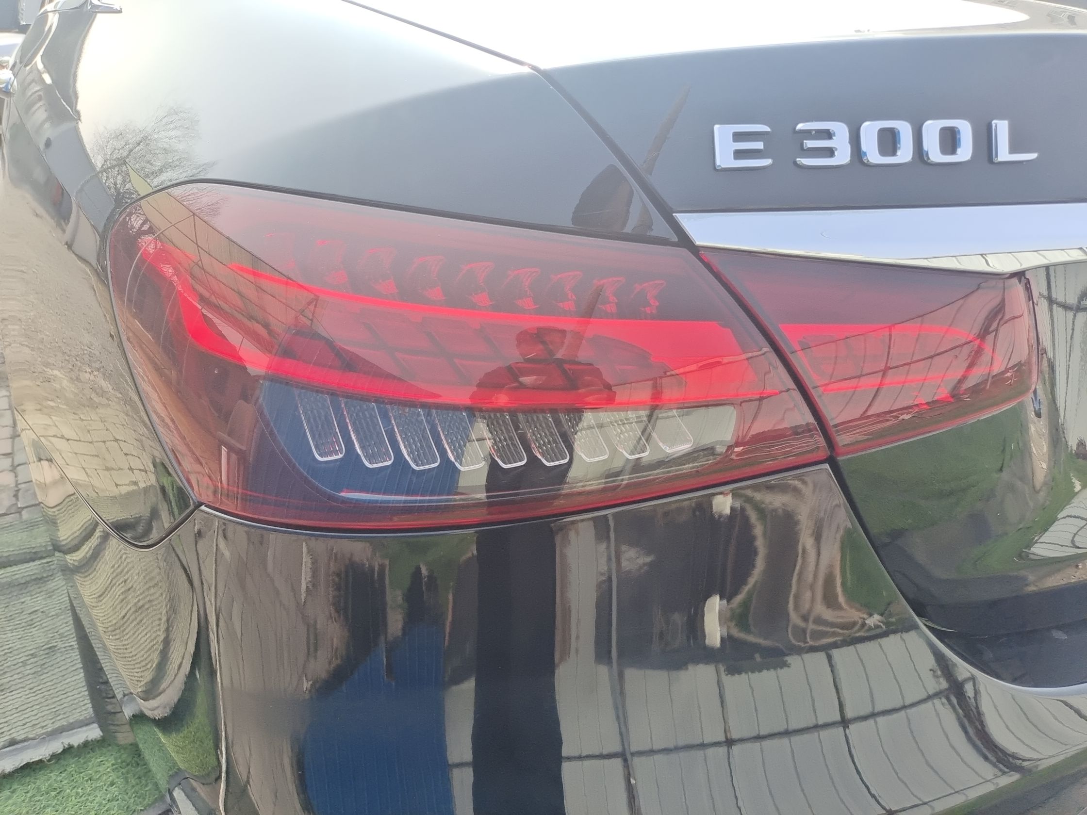 奔驰E级 2021款 E 300 L 尊贵型