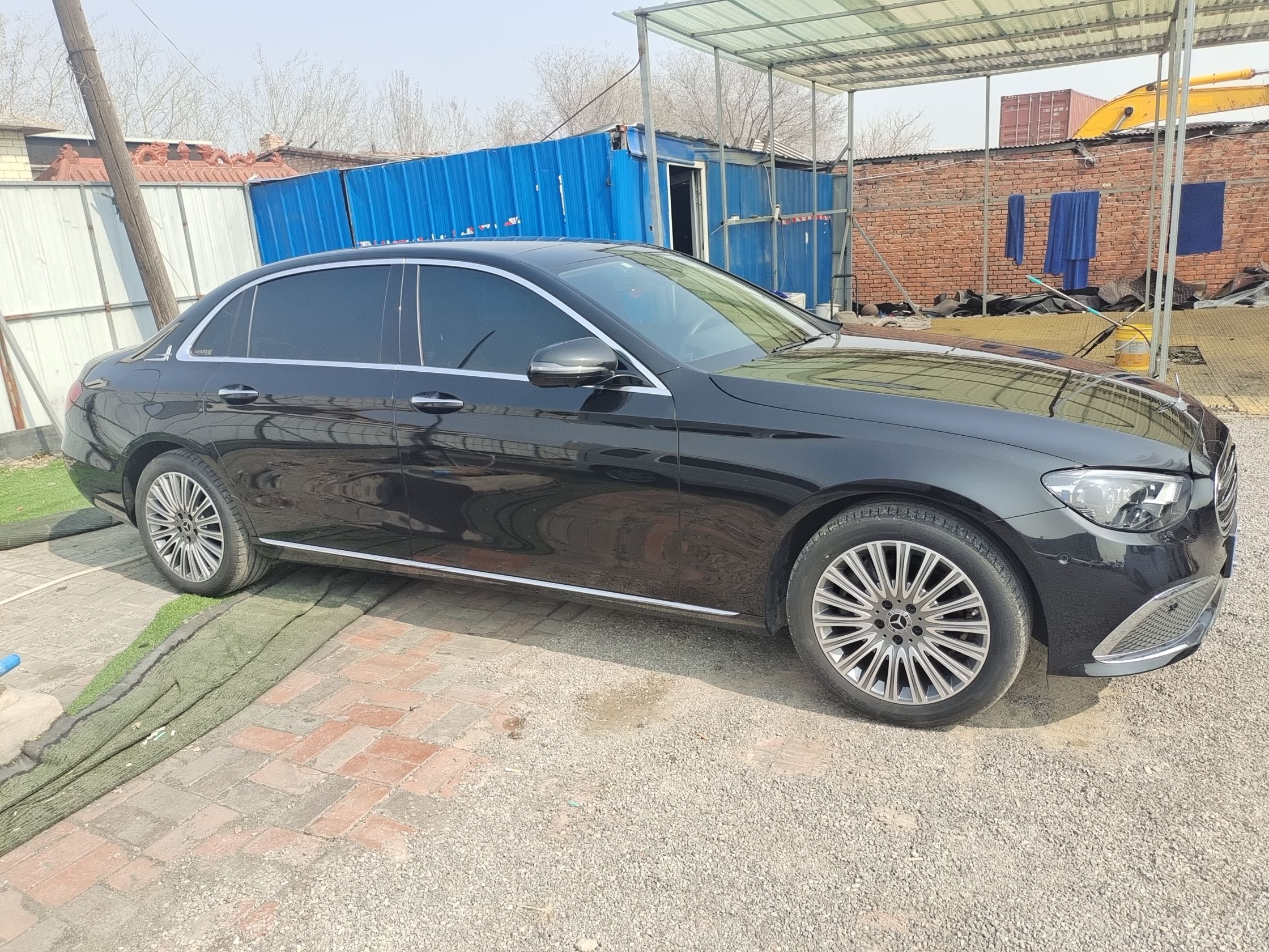 奔驰E级 2021款 E 300 L 尊贵型