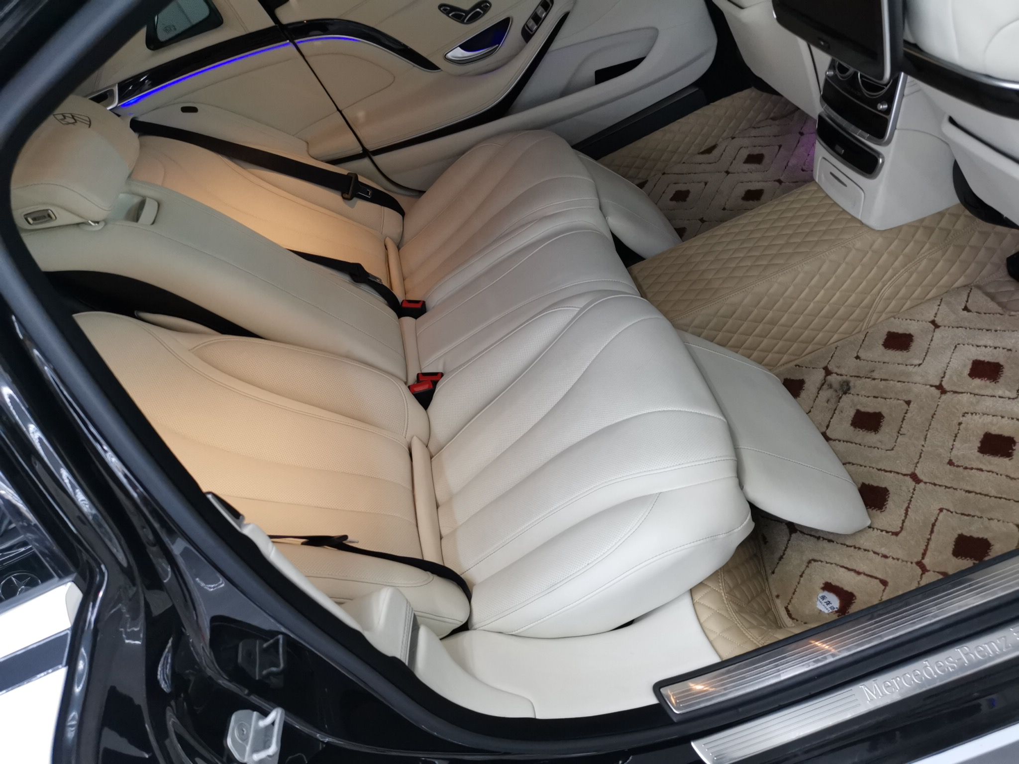 奔驰 迈巴赫S级 2015款 S 400 4MATIC