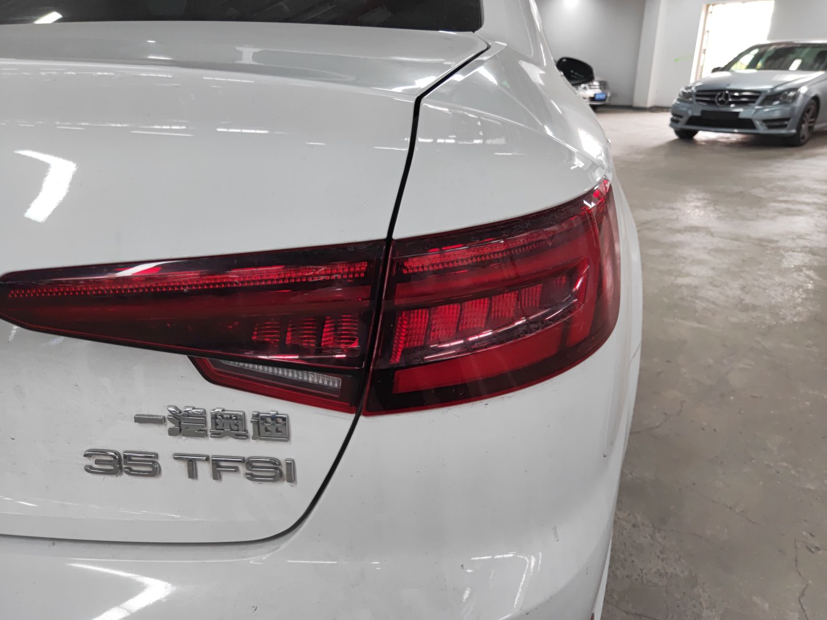 奥迪A4L 2019款 35 TFSI 进取型 国V