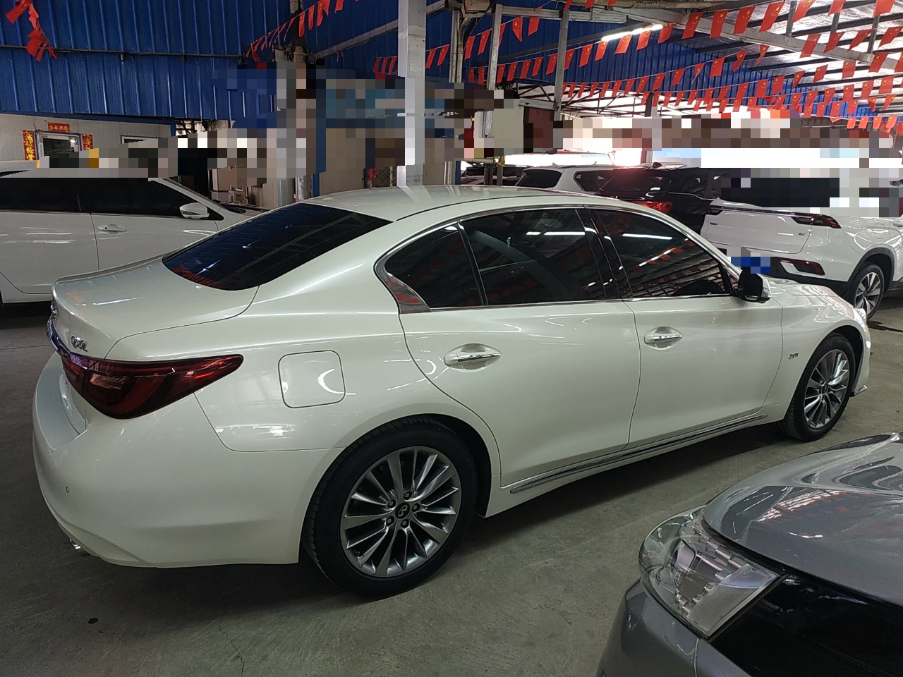 英菲尼迪Q50L 2018款 2.0T 进享版 国VI