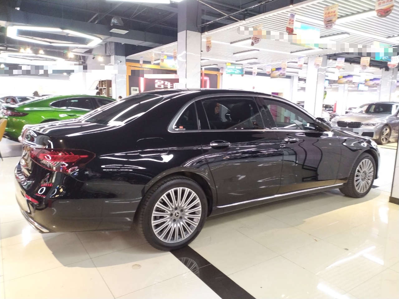 奔驰E级 2022款 E 300 L 豪华型