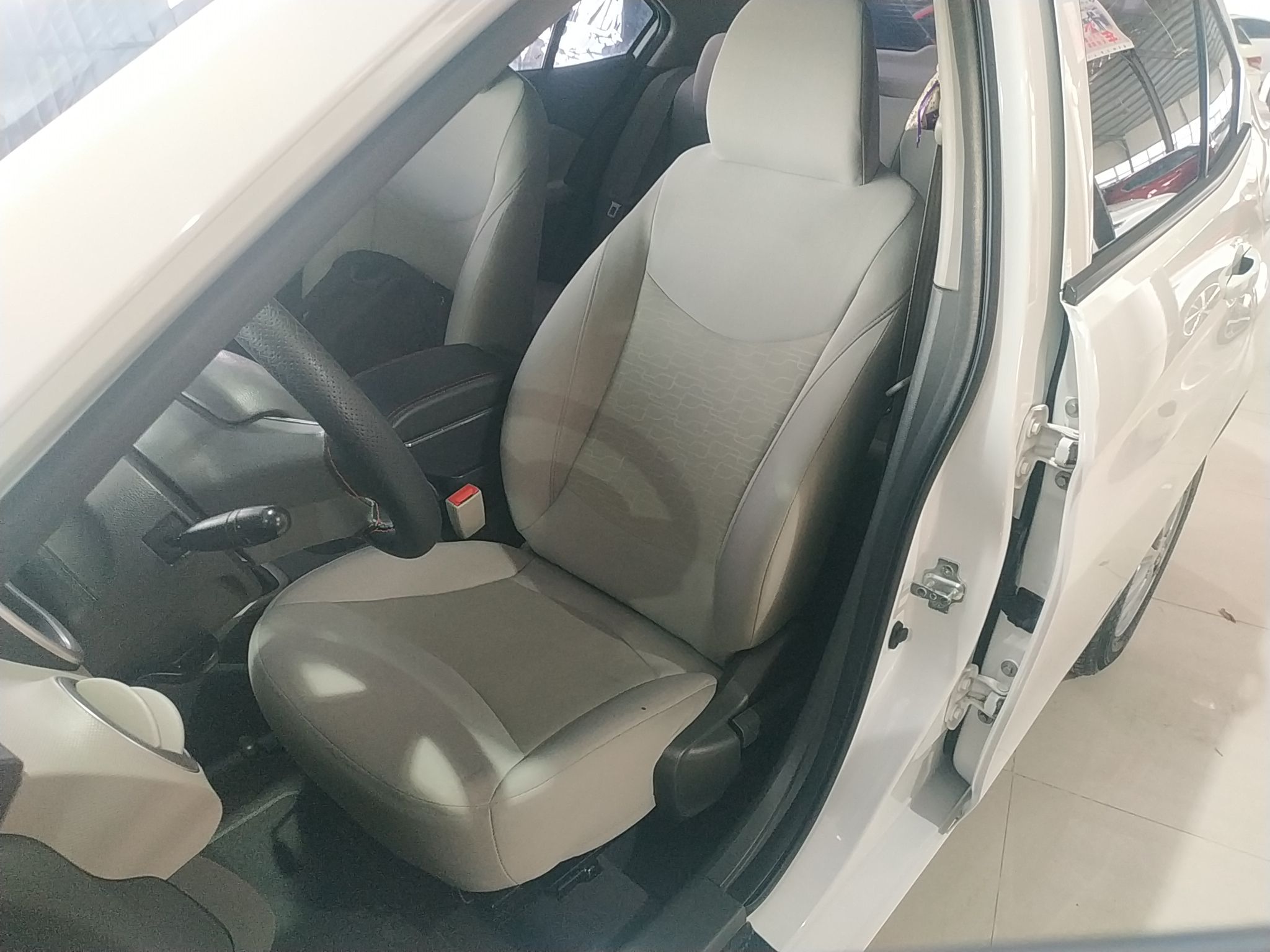 雪佛兰 2018款 赛欧3 1.5L 手动理想天窗版