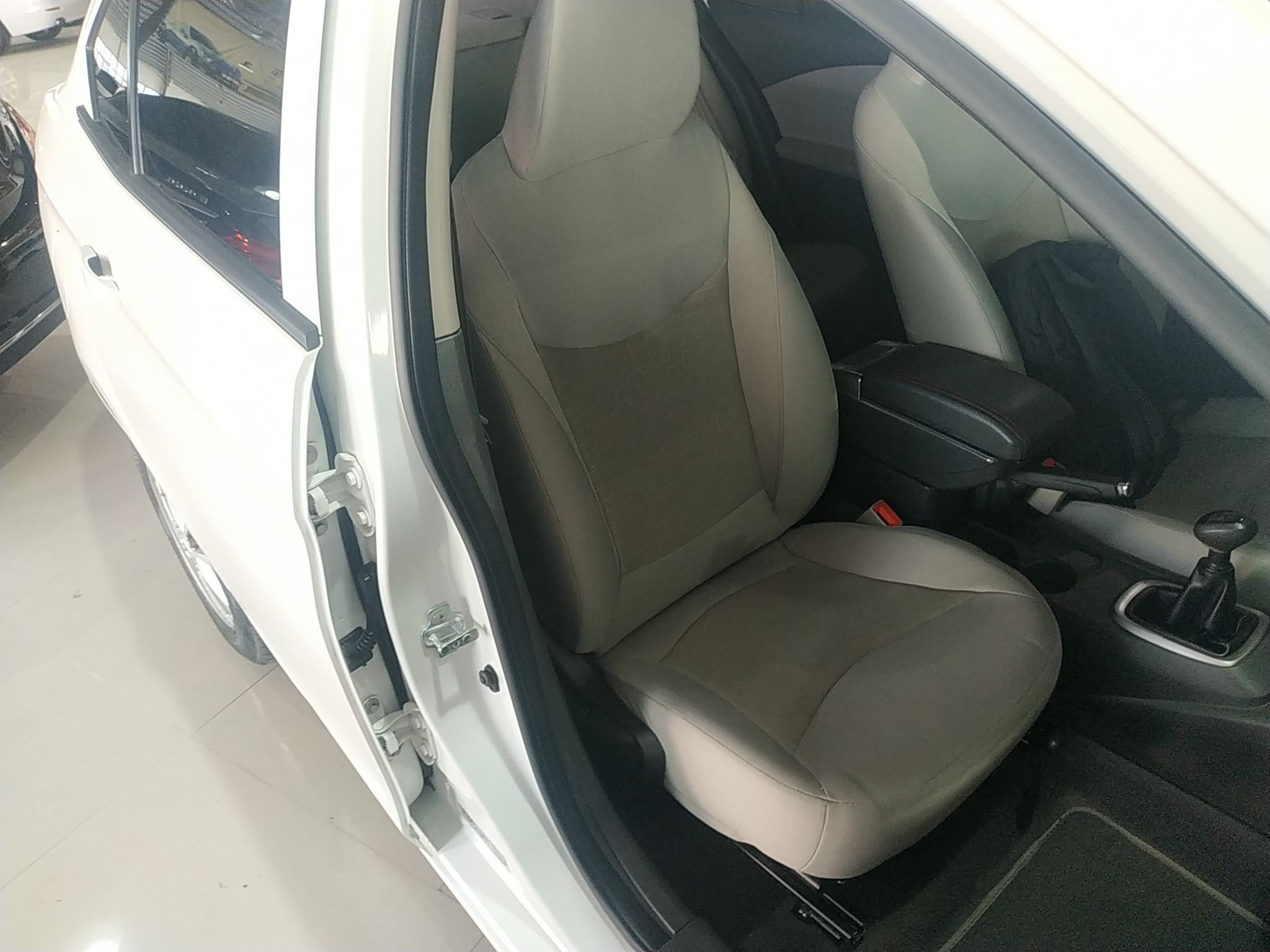 雪佛兰 2018款 赛欧3 1.5L 手动理想天窗版