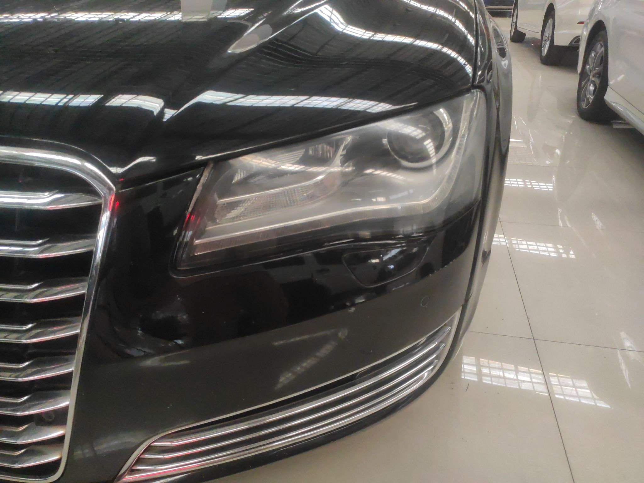 奥迪A8L 2013款 A8L 45 TFSI quattro舒适型(进口)