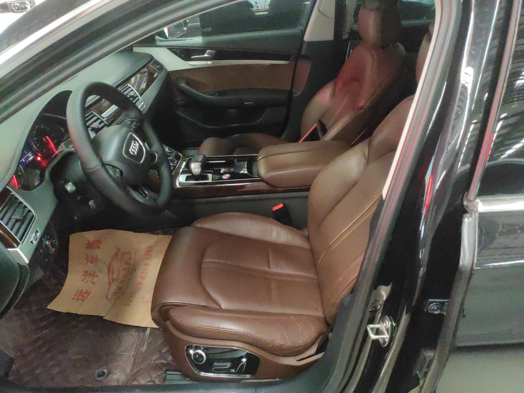 奥迪A8L 2013款 A8L 45 TFSI quattro舒适型(进口)