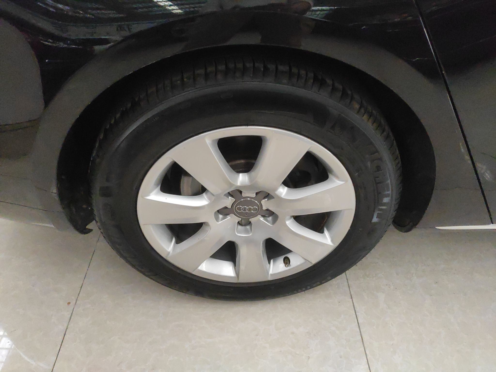 奥迪A8L 2013款 A8L 45 TFSI quattro舒适型(进口)