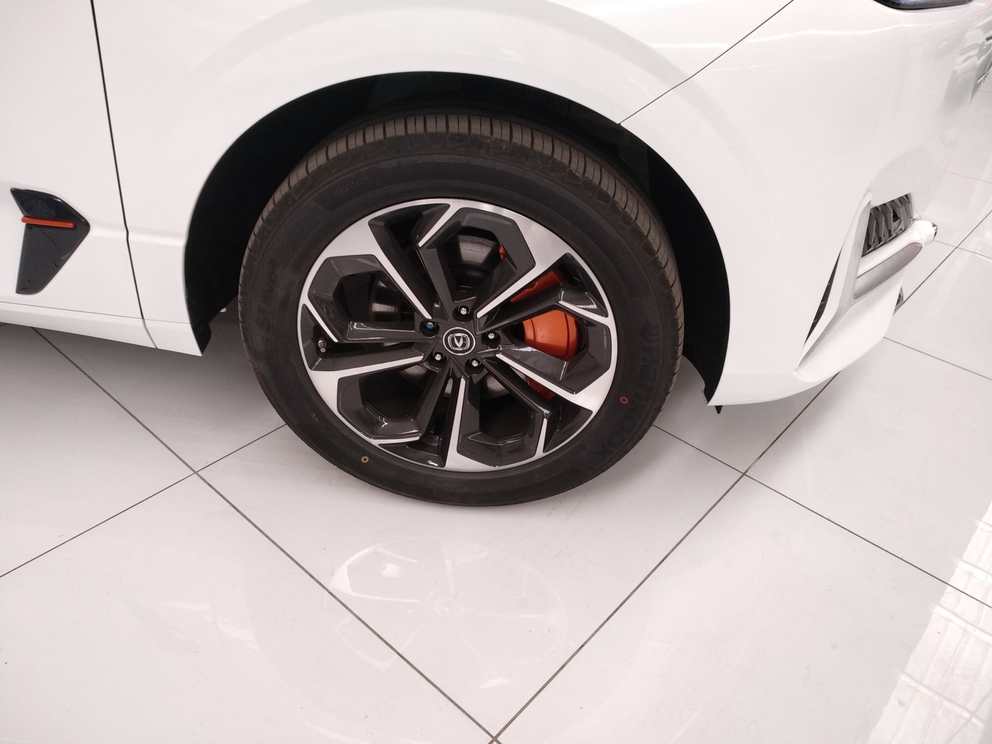 长安UNI-K新能源 2022款 蓝鲸iDD 1.5T 卓越型