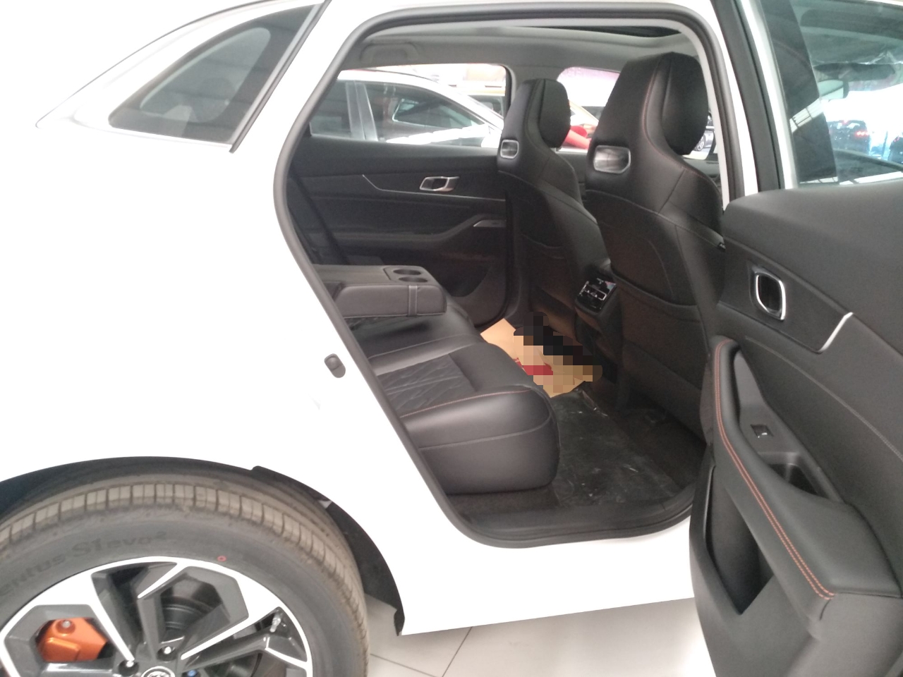 长安UNI-K新能源 2022款 蓝鲸iDD 1.5T 卓越型