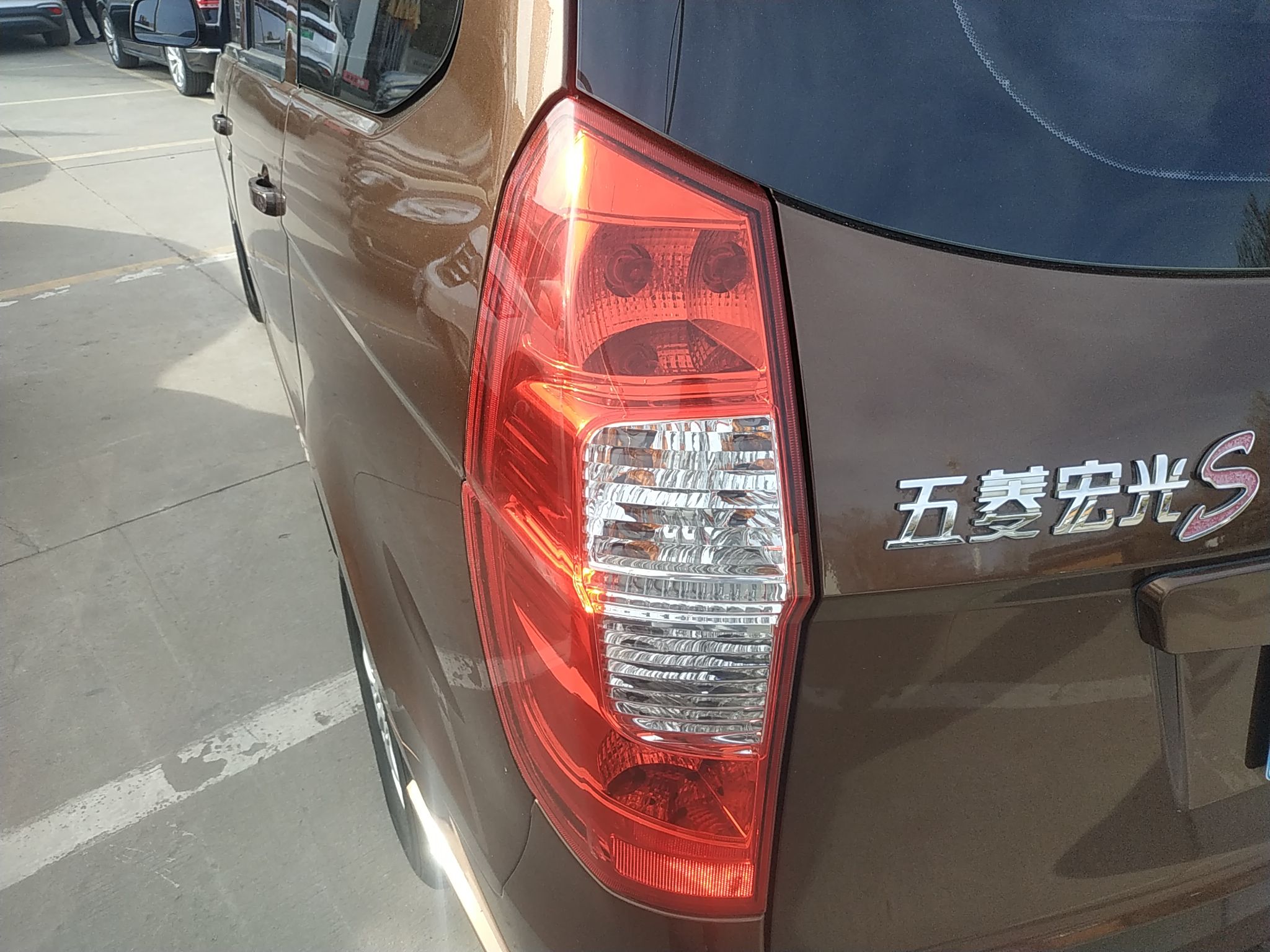 五菱汽车 五菱宏光 2014款 1.5L S标准型