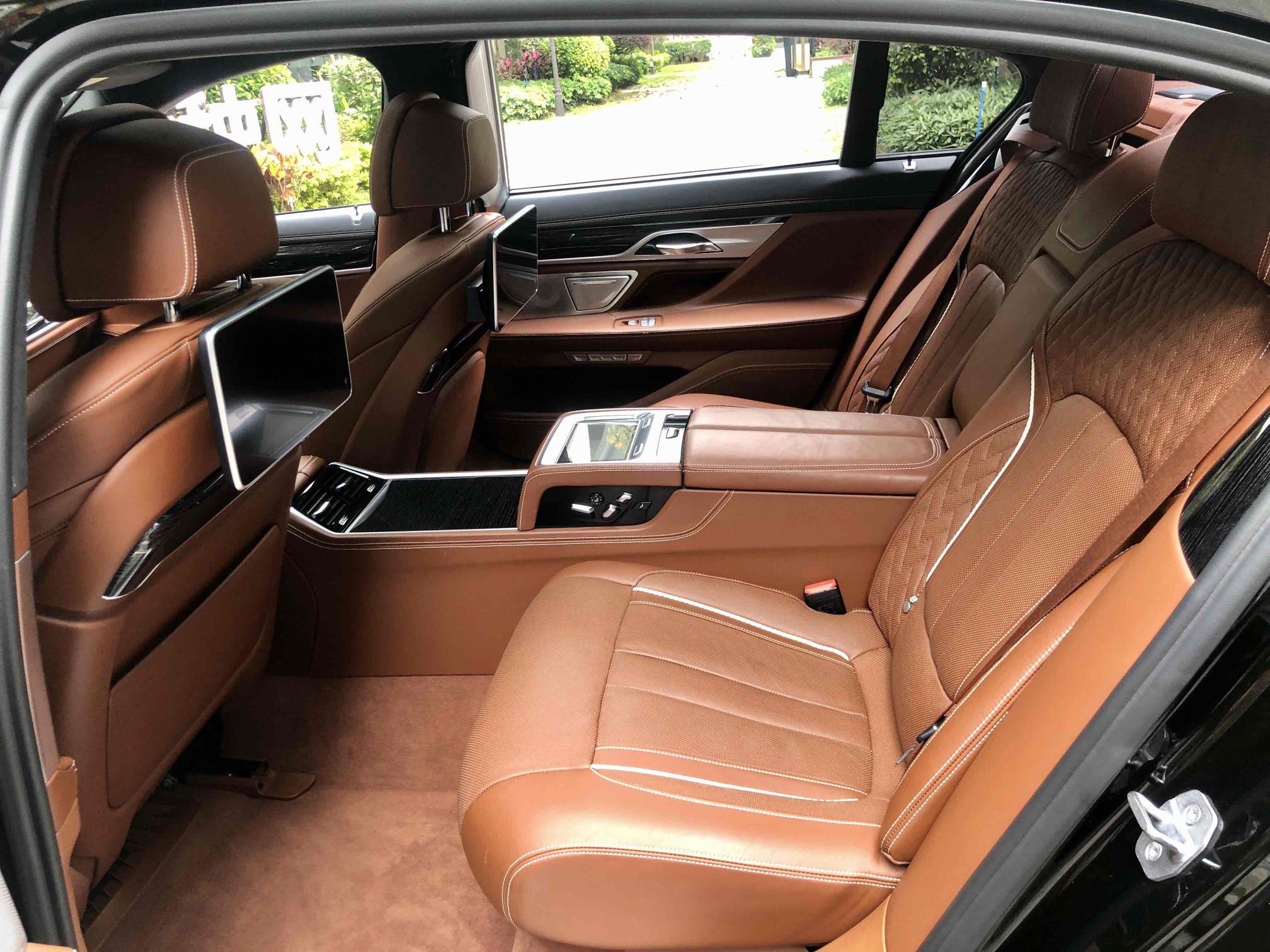 宝马7系 2018款 M760Li xDrive(进口)