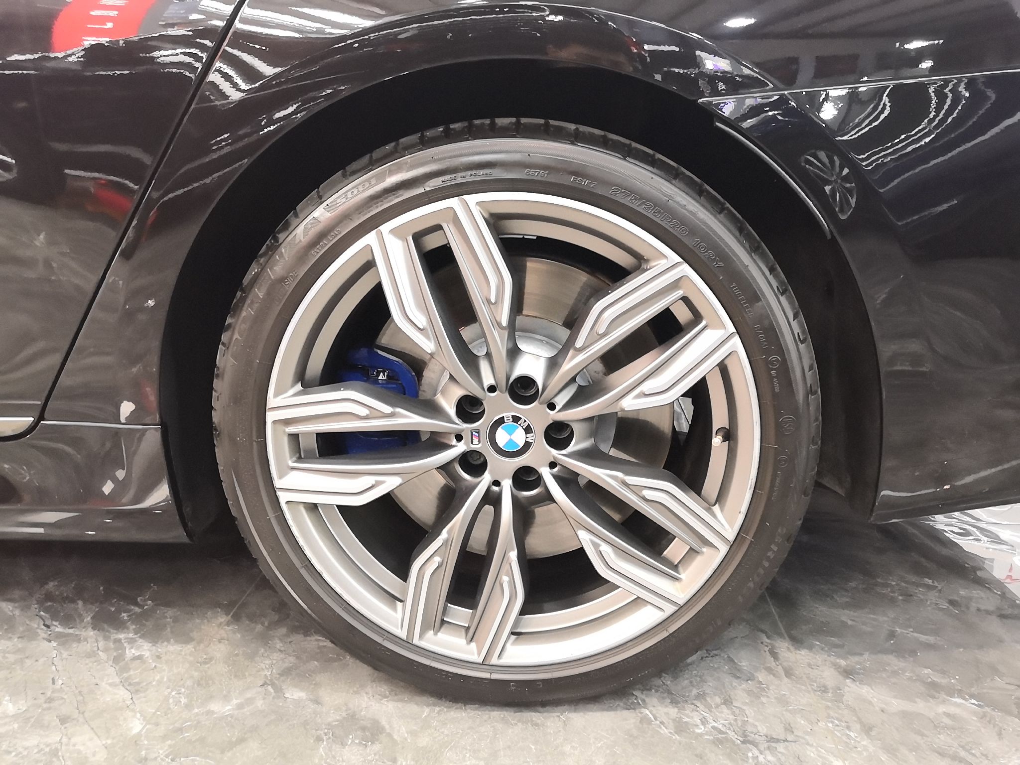 宝马7系 2018款 M760Li xDrive(进口)