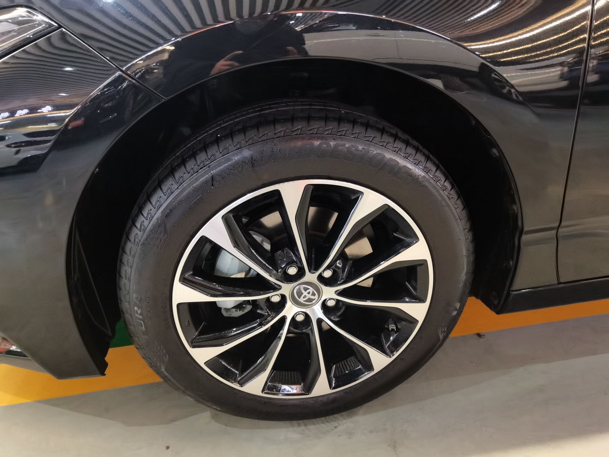 丰田 亚洲龙 2022款 2.0L 进取版